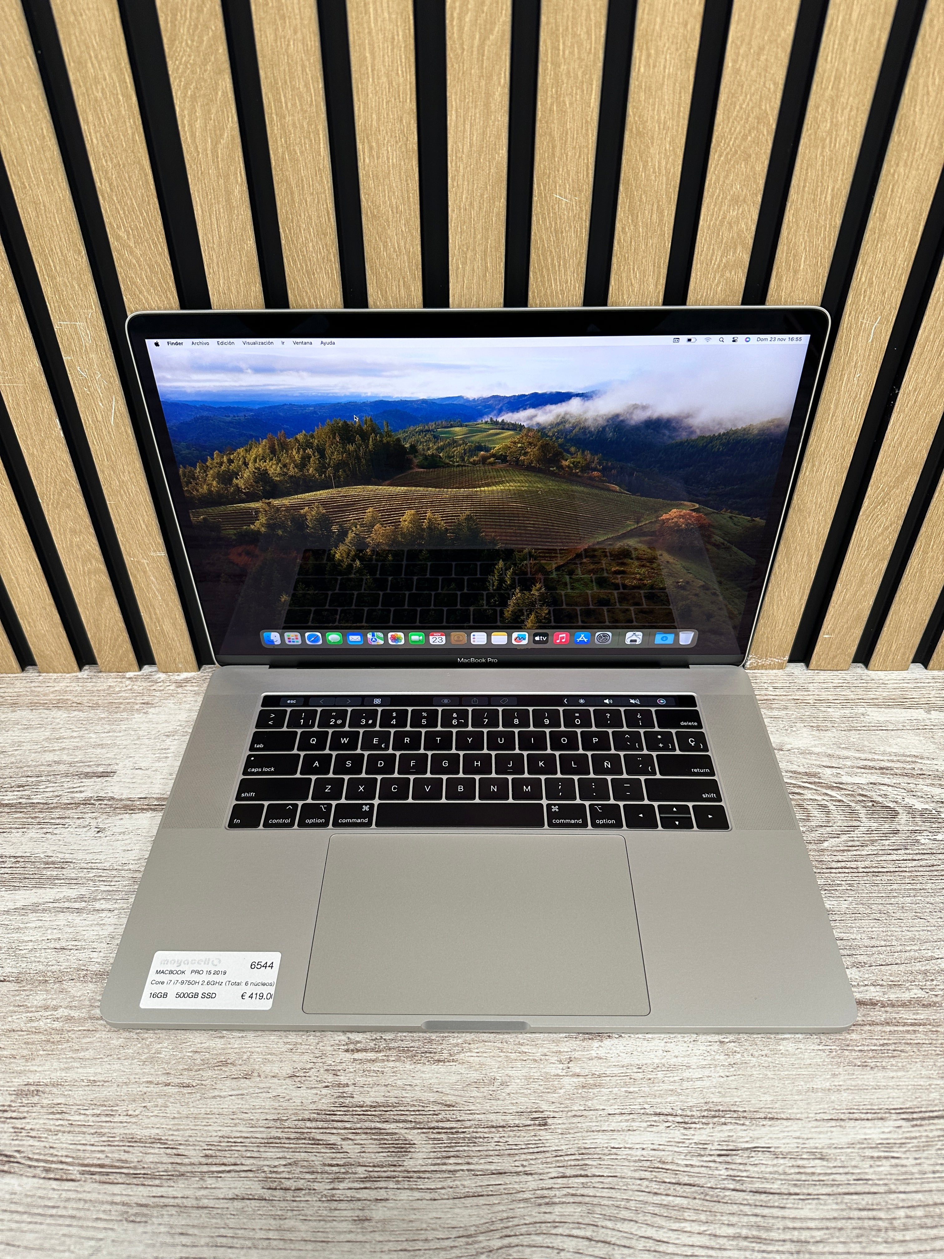 MacBook Pro 15" 2019 i7 16gb 500gb SSD