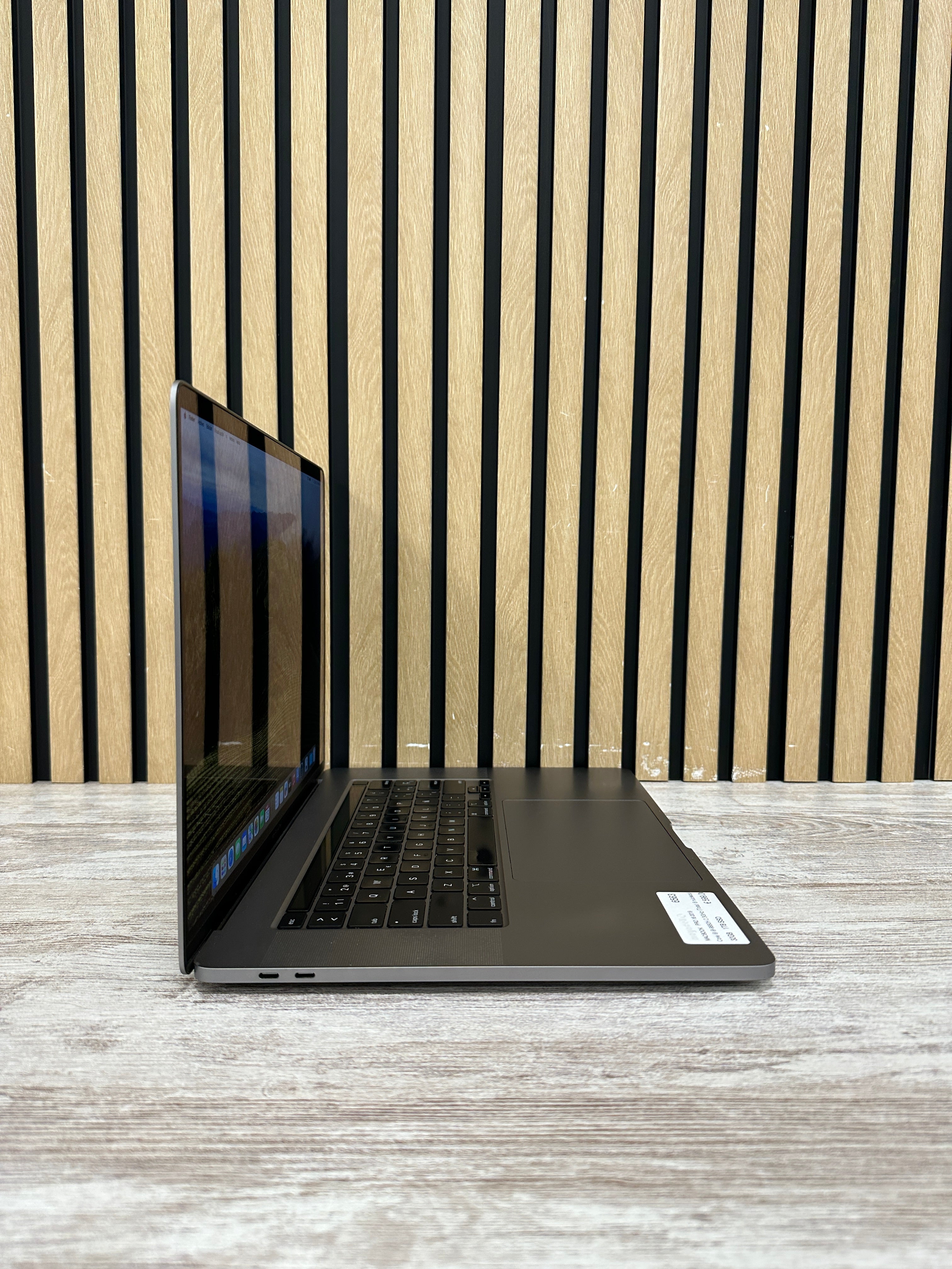 MacBook Pro 16" 2019 i9 32gb 1tb SSD