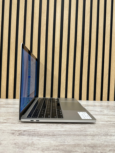 MacBook Pro 13" 2020 TB i7 32gb 1tb SSD