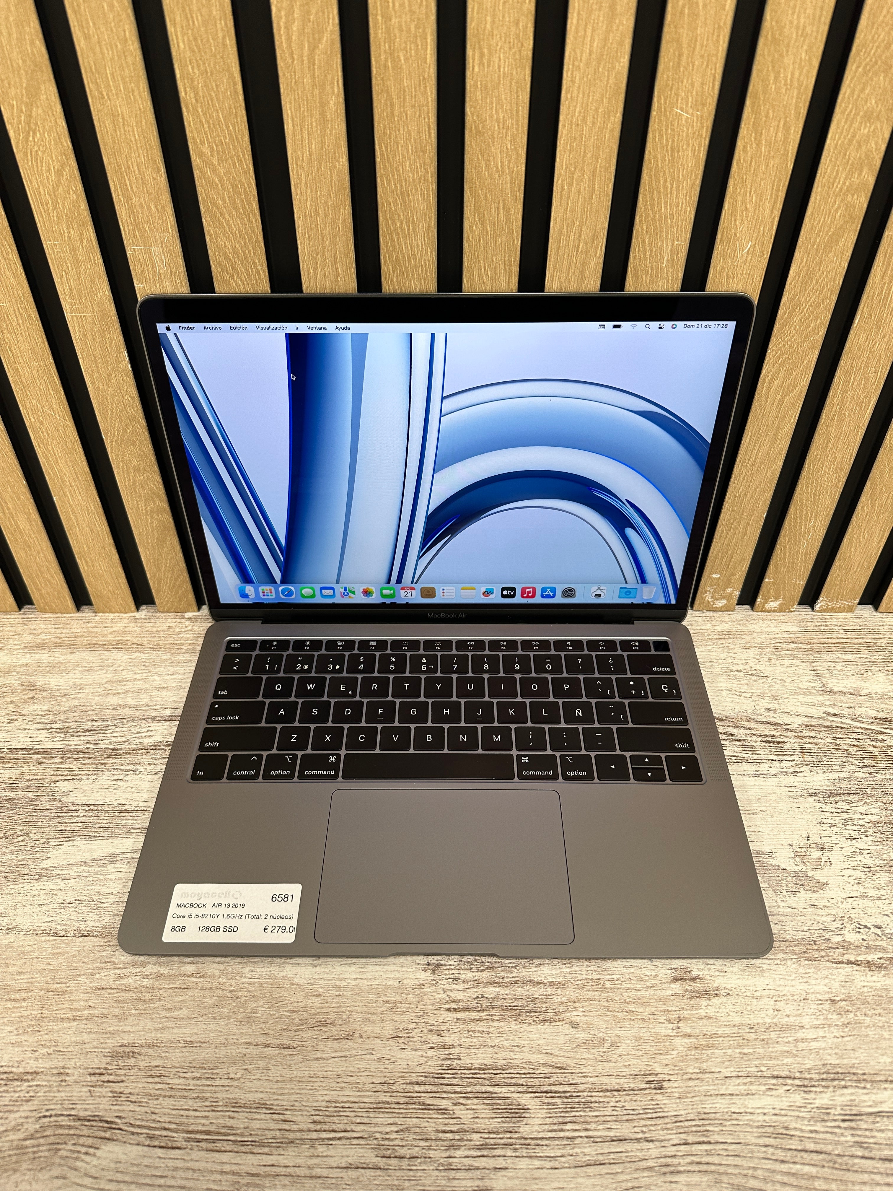 MacBook Air 13" 2019 i5 8gb 128gb SSD