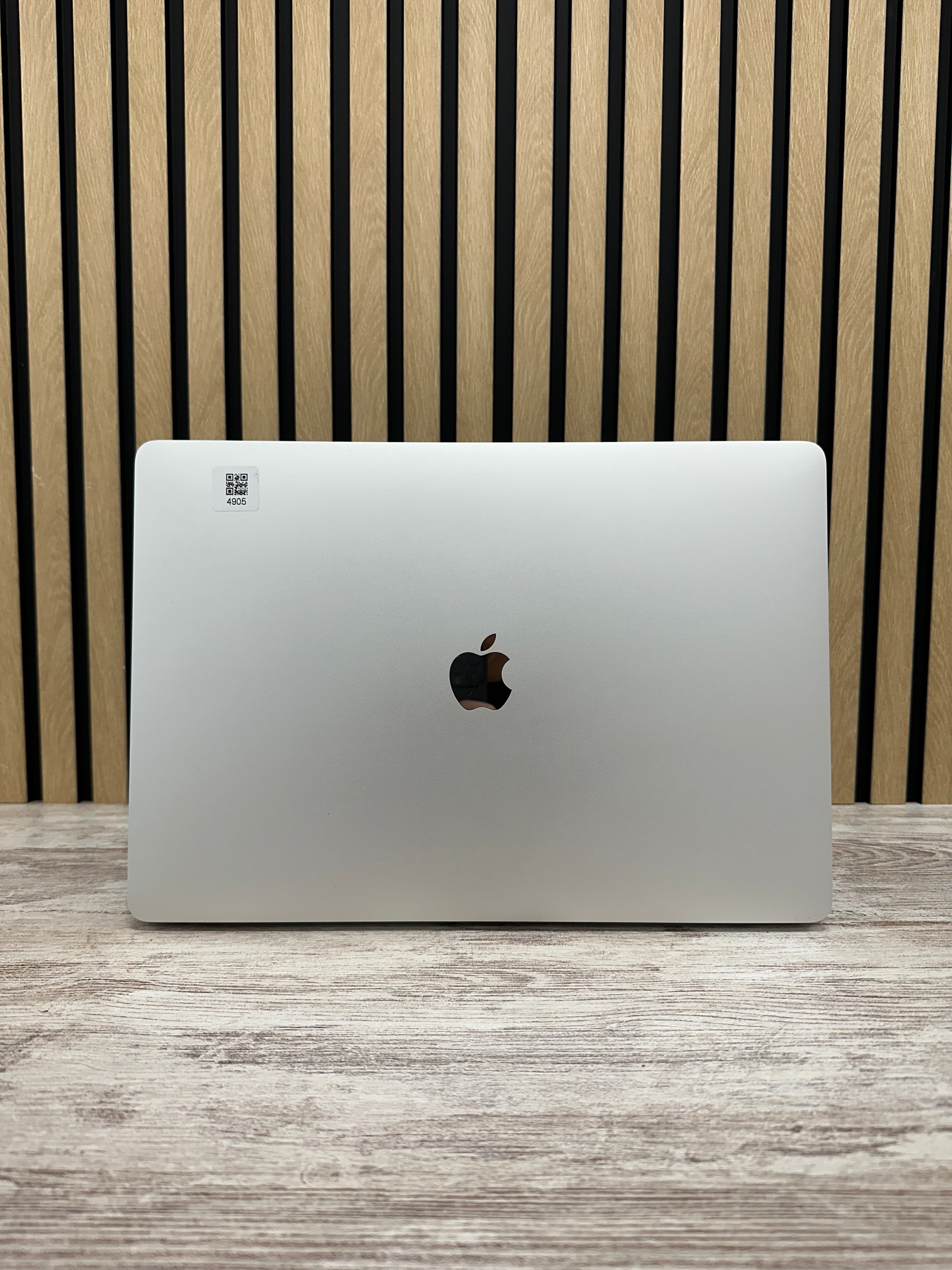 MacBook Pro 15" 2018 i7 16gb 500gb SSD