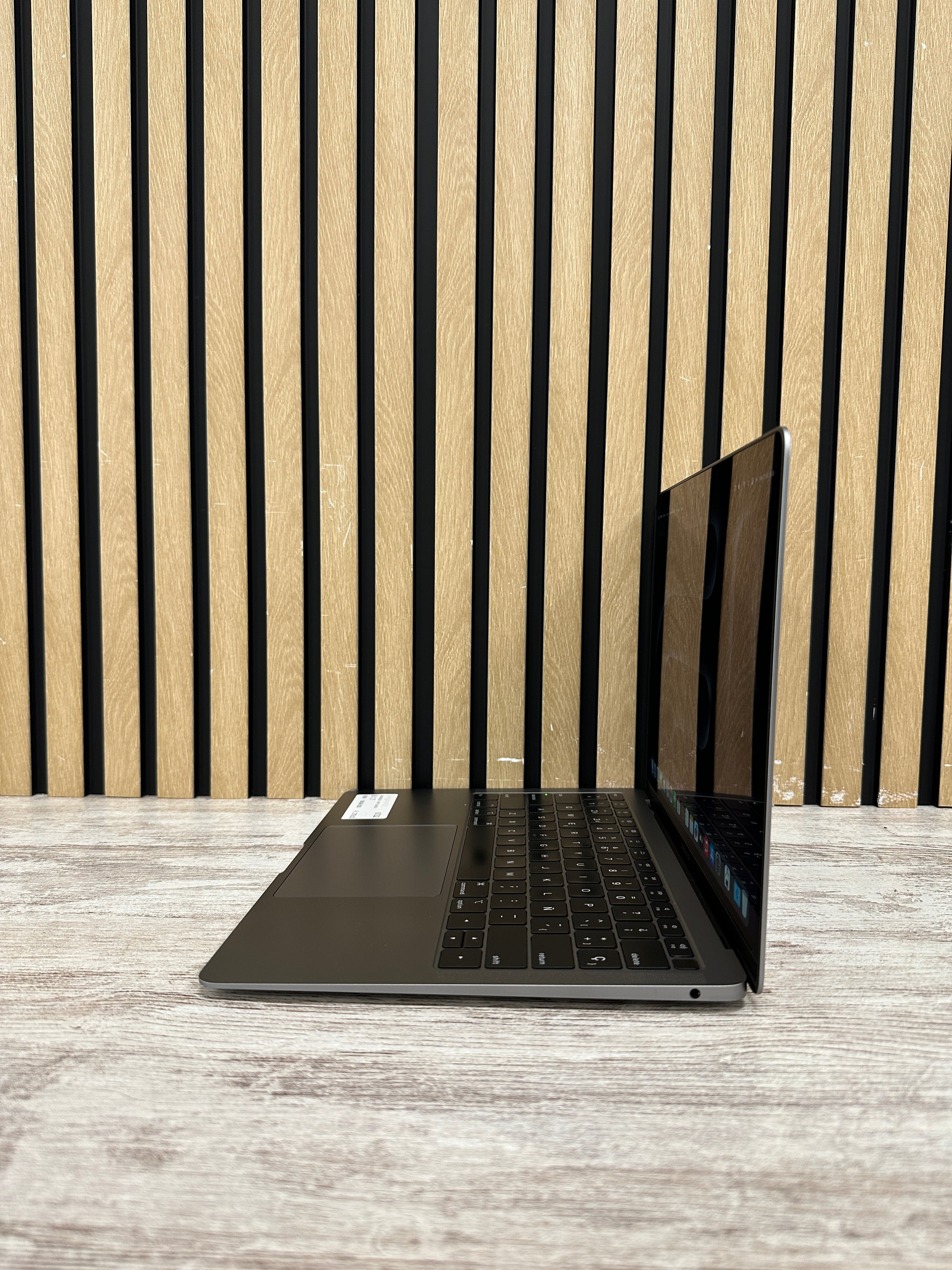 MacBook Air 13" 2019 i5 8gb 128gb SSD