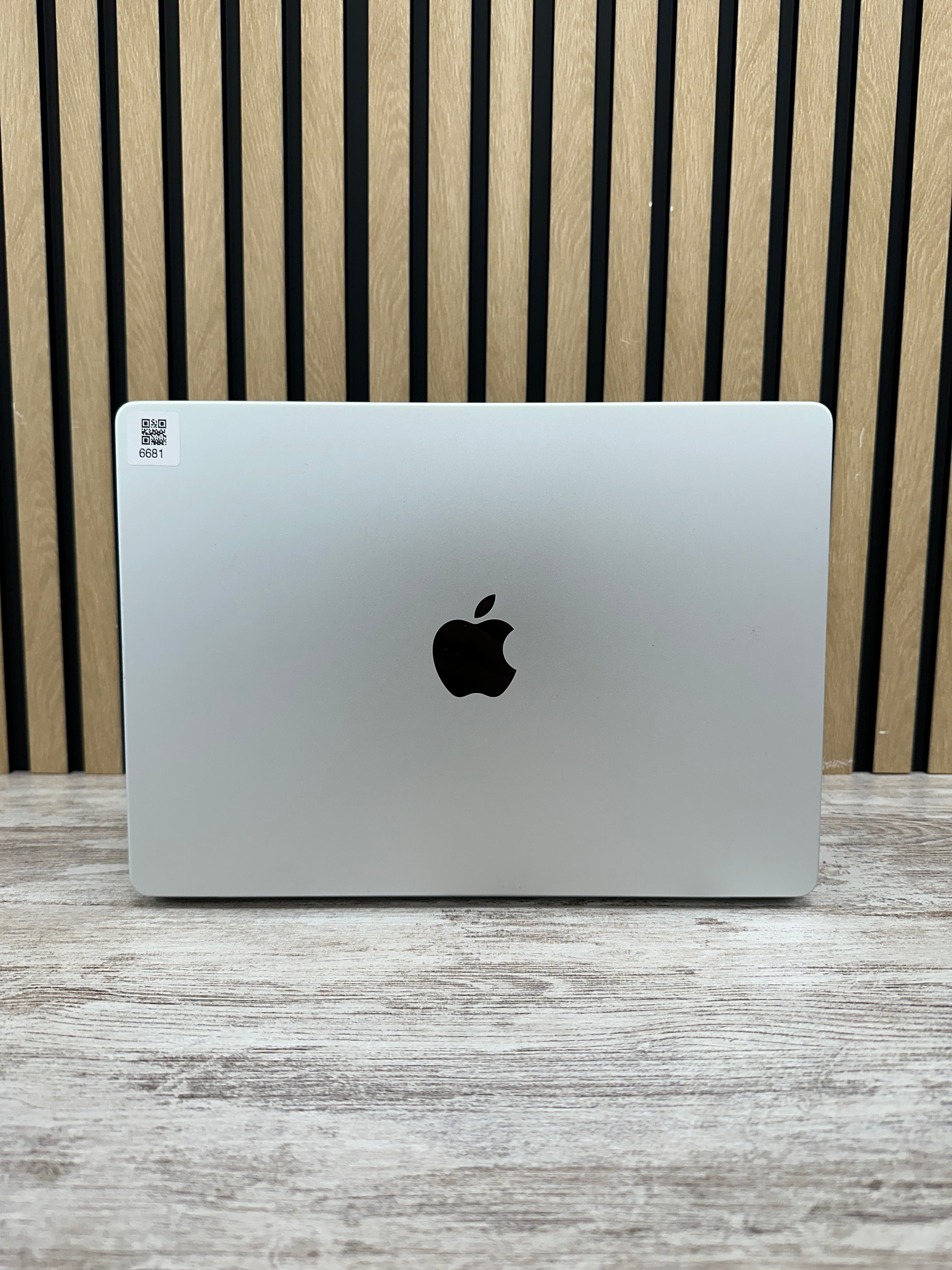 MacBook Pro 14" 2021 M1 PRO 32gb 1tb SSD