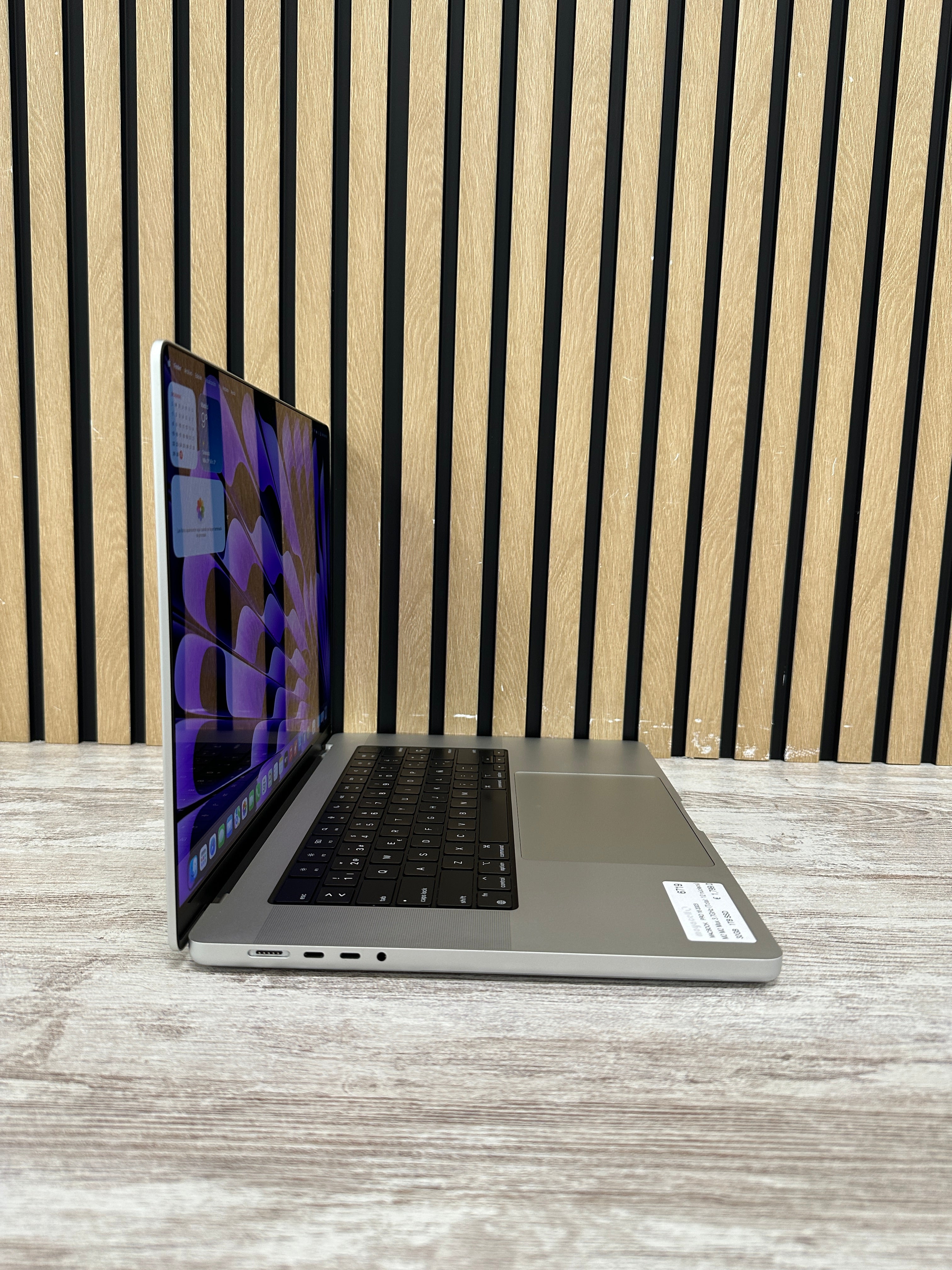 MacBook Pro 16" 2023 M2 MAX 32gb 1tb SSD