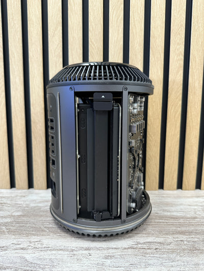 Mac Pro 2013 D300 XEON E5 64gb 1tb SSD