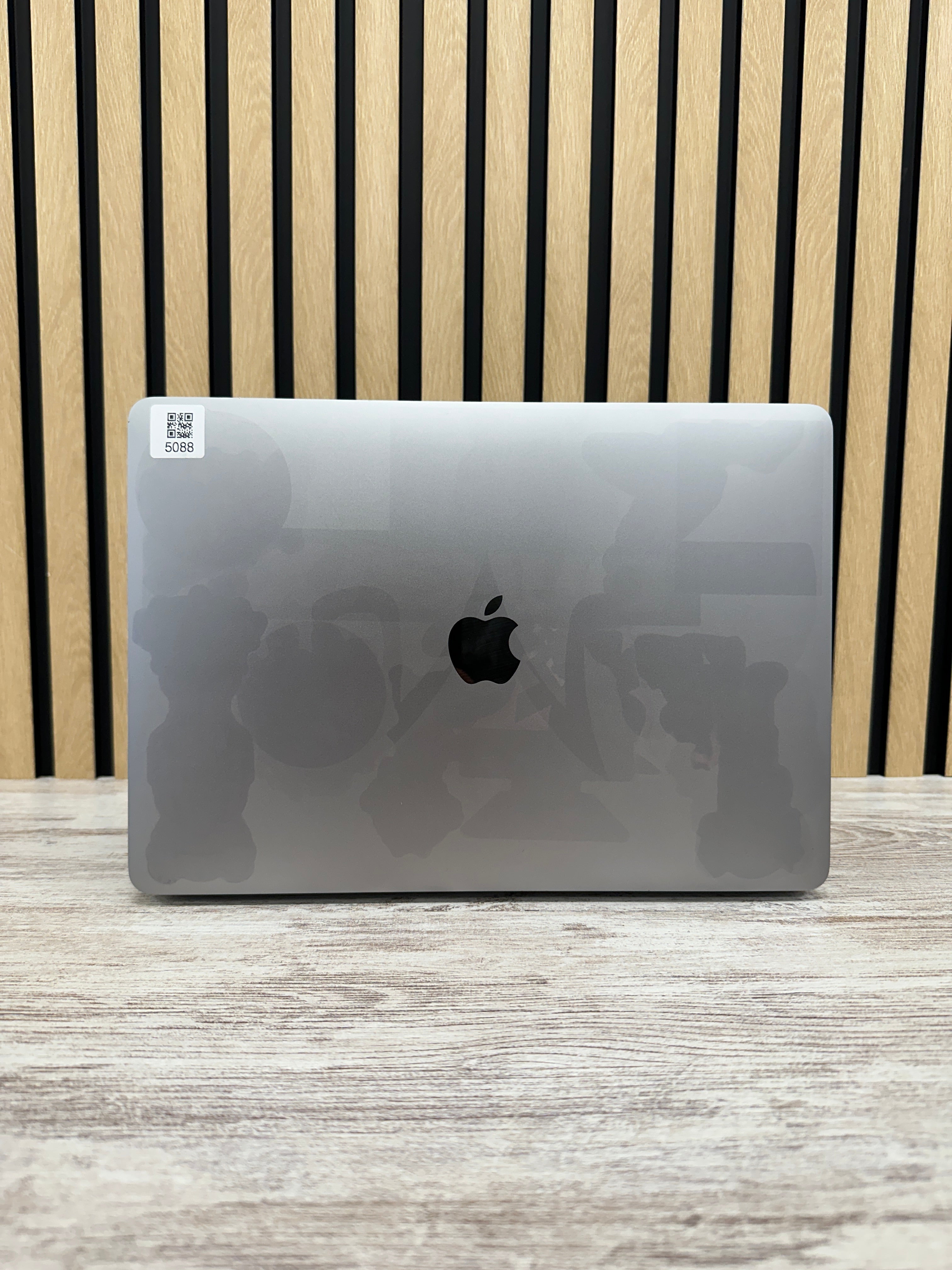 MacBook Pro 13" 2020 TB M1 8gb 256gb SSD