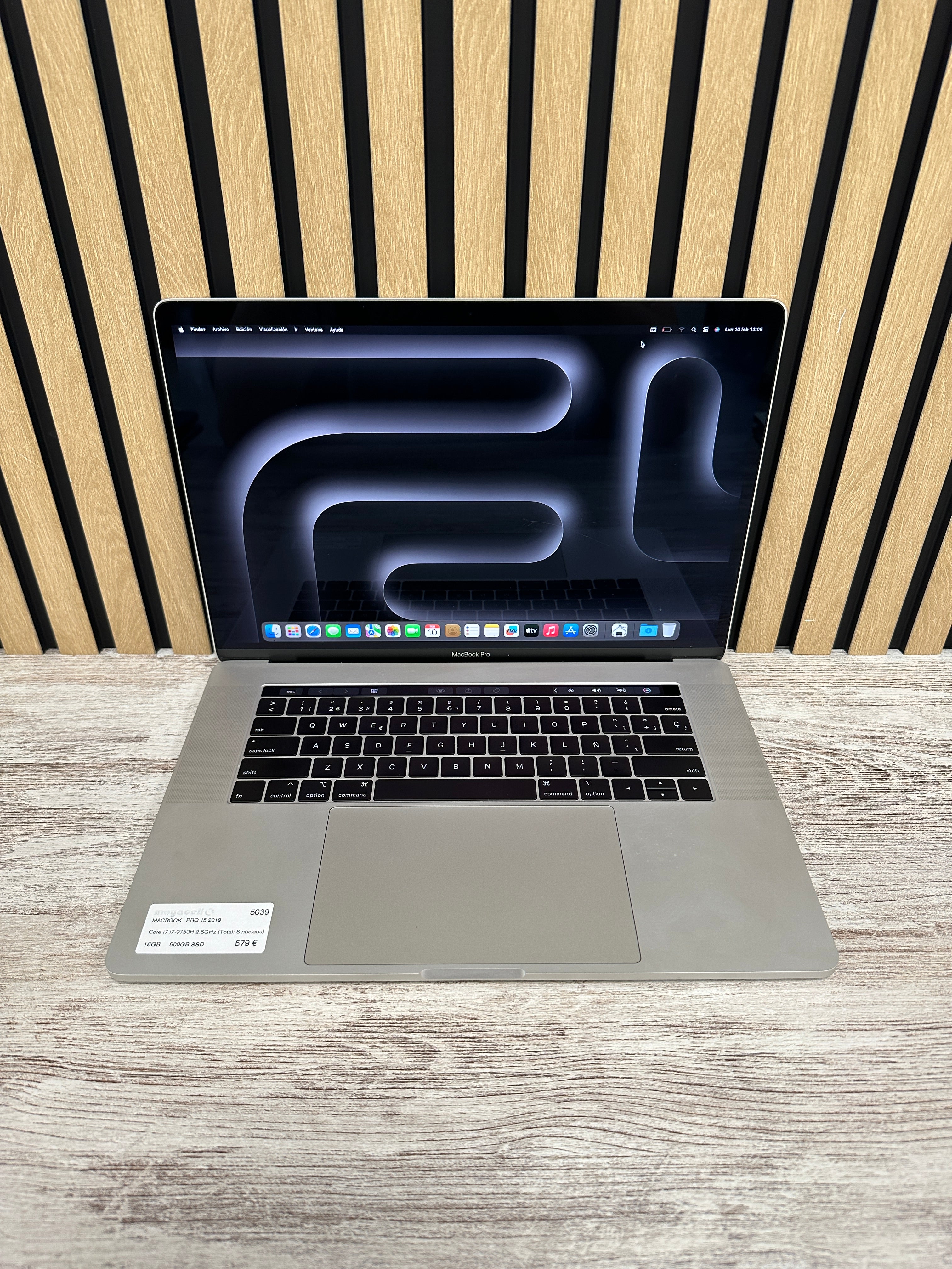 MacBook Pro 15" 2019 i7 16gb 500gb SSD