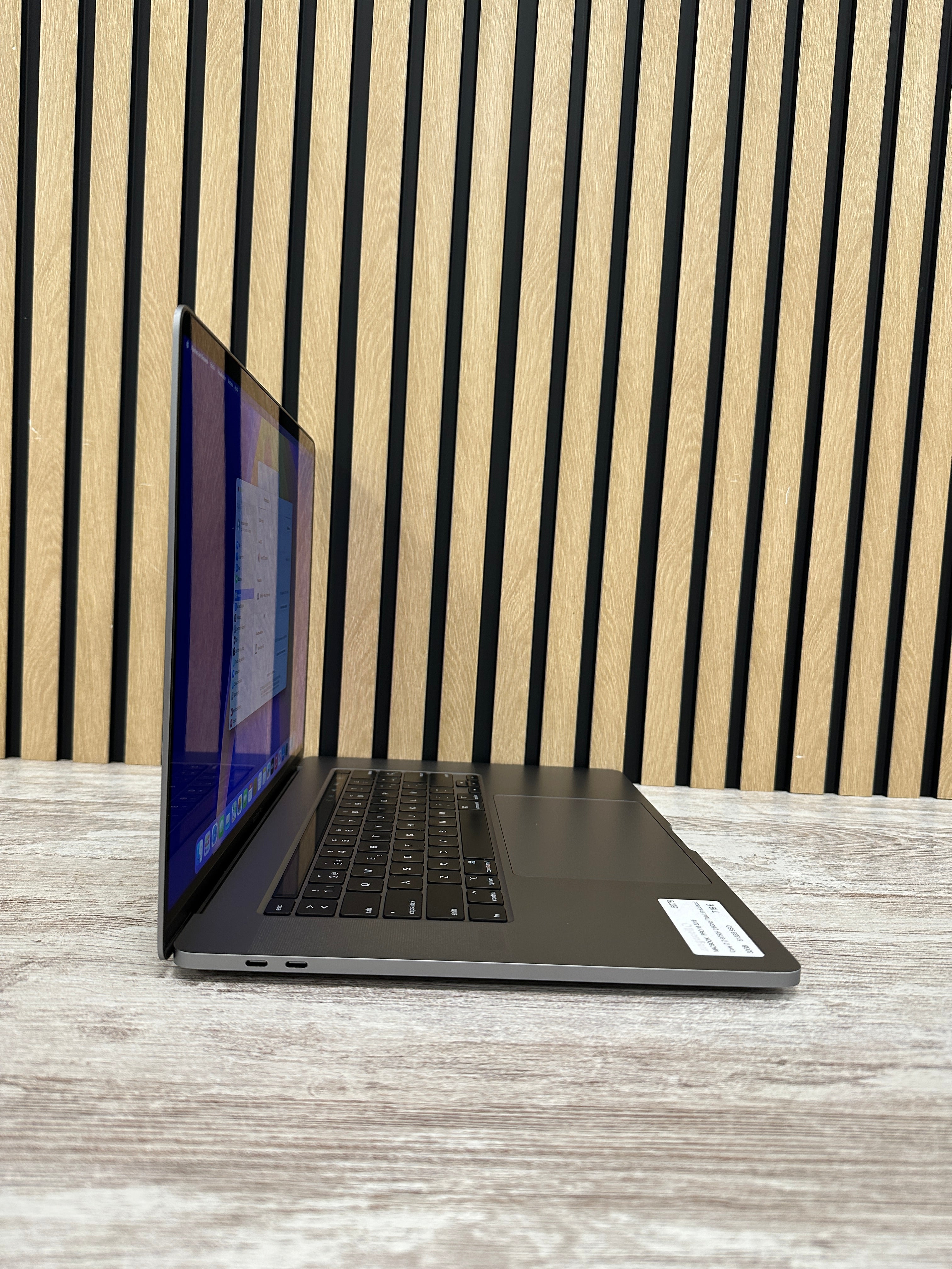 MacBook Pro 16" 2019 i7 32gb 512gb SSD