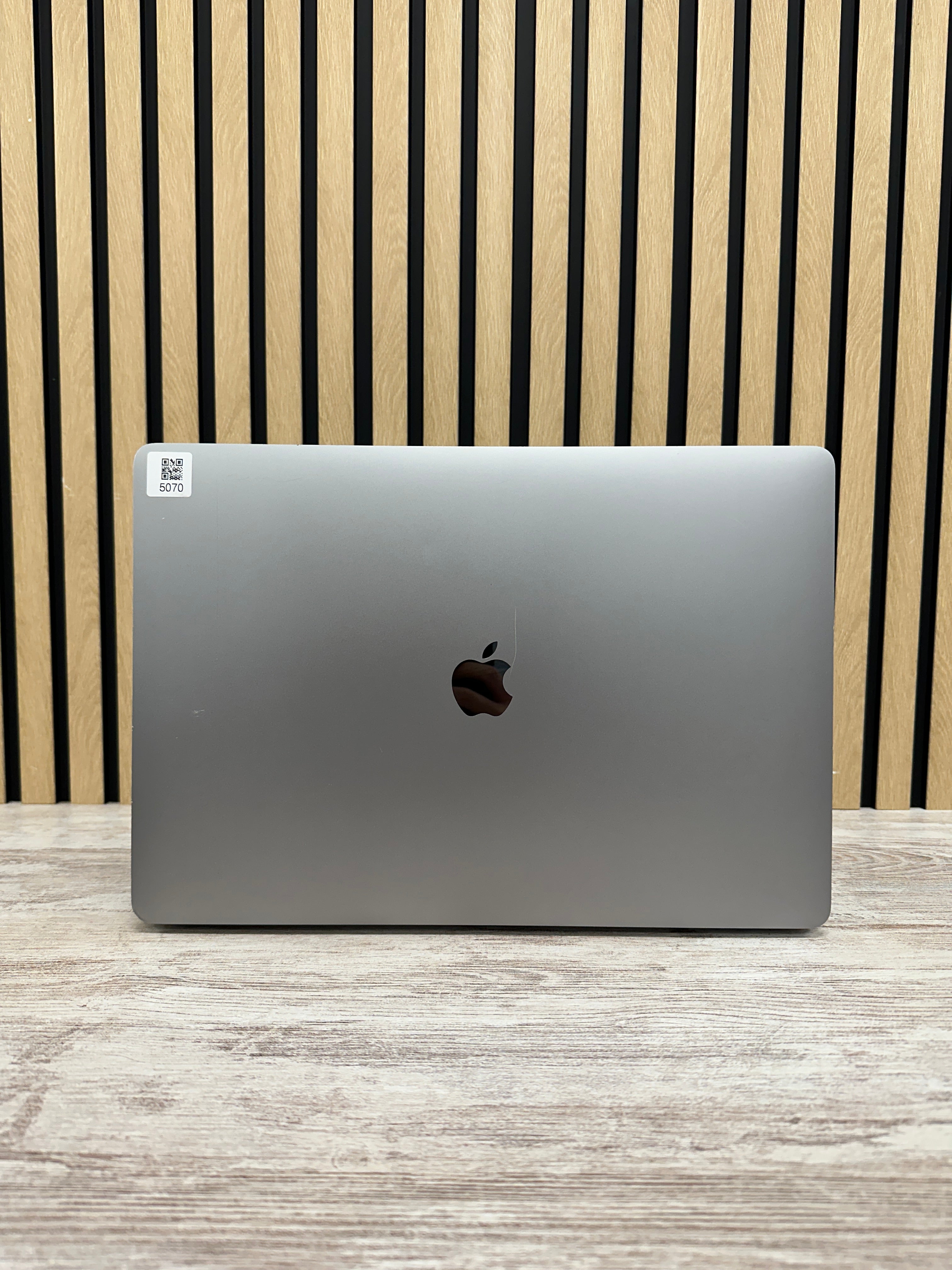 MacBook Pro 16" 2019 i9 16gb 1tb SSD