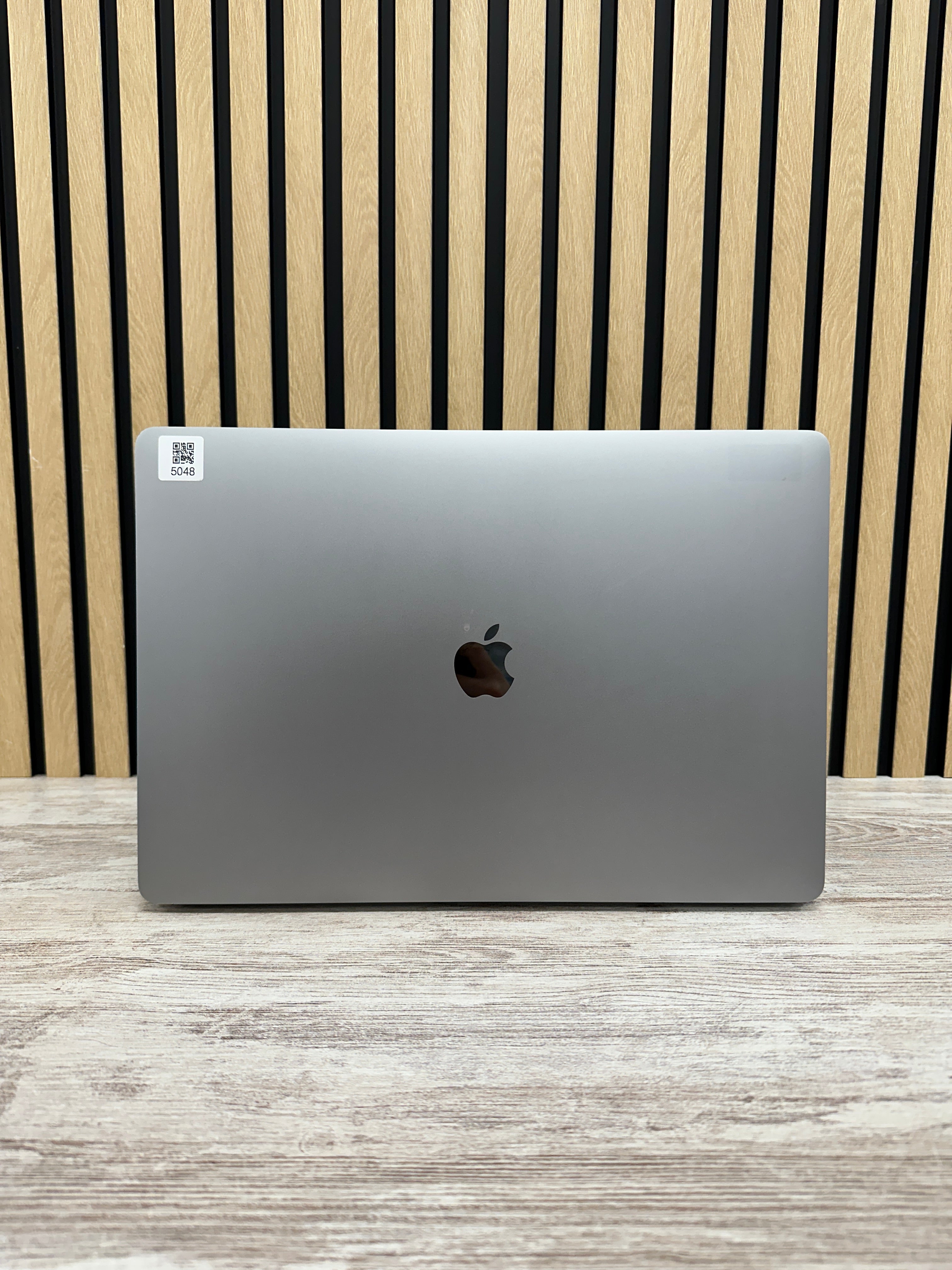 MacBook Pro 16" 2019 i7 32gb 500gb SSD