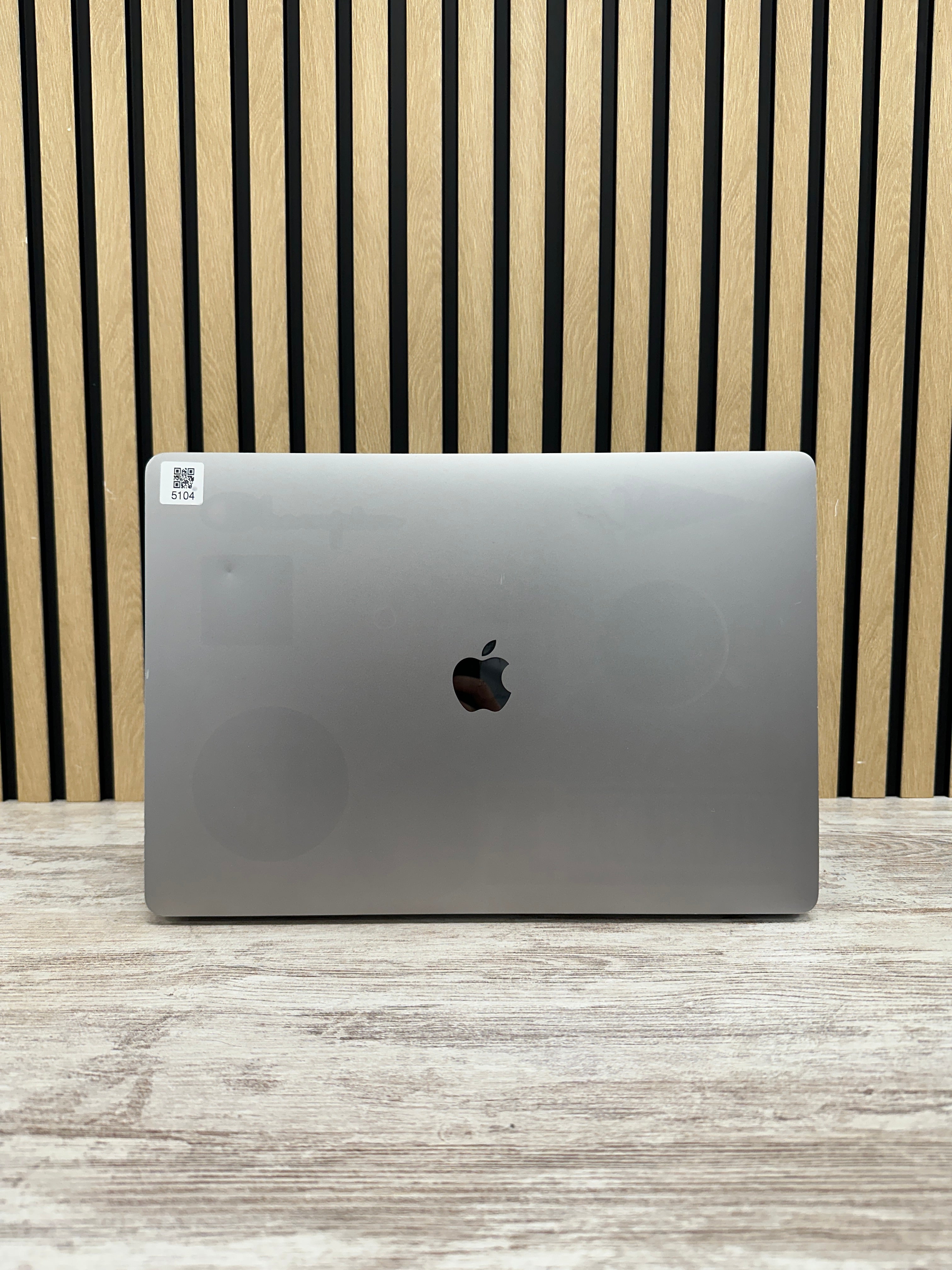 MacBook Pro 16" 2019 i9 16gb 1tb SSD