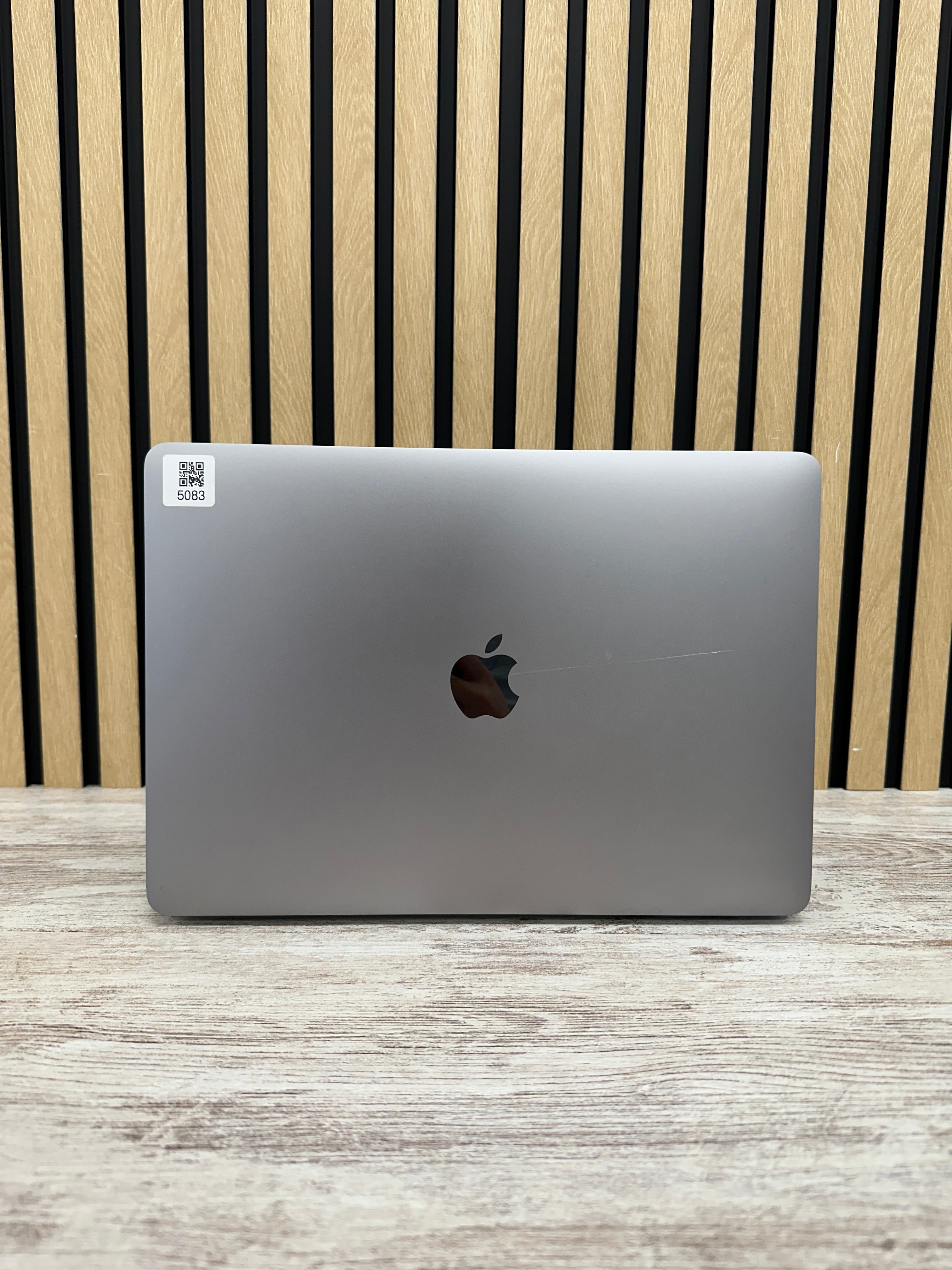 MacBook Pro 13" 2020 TB i5 8gb 256gb SSD