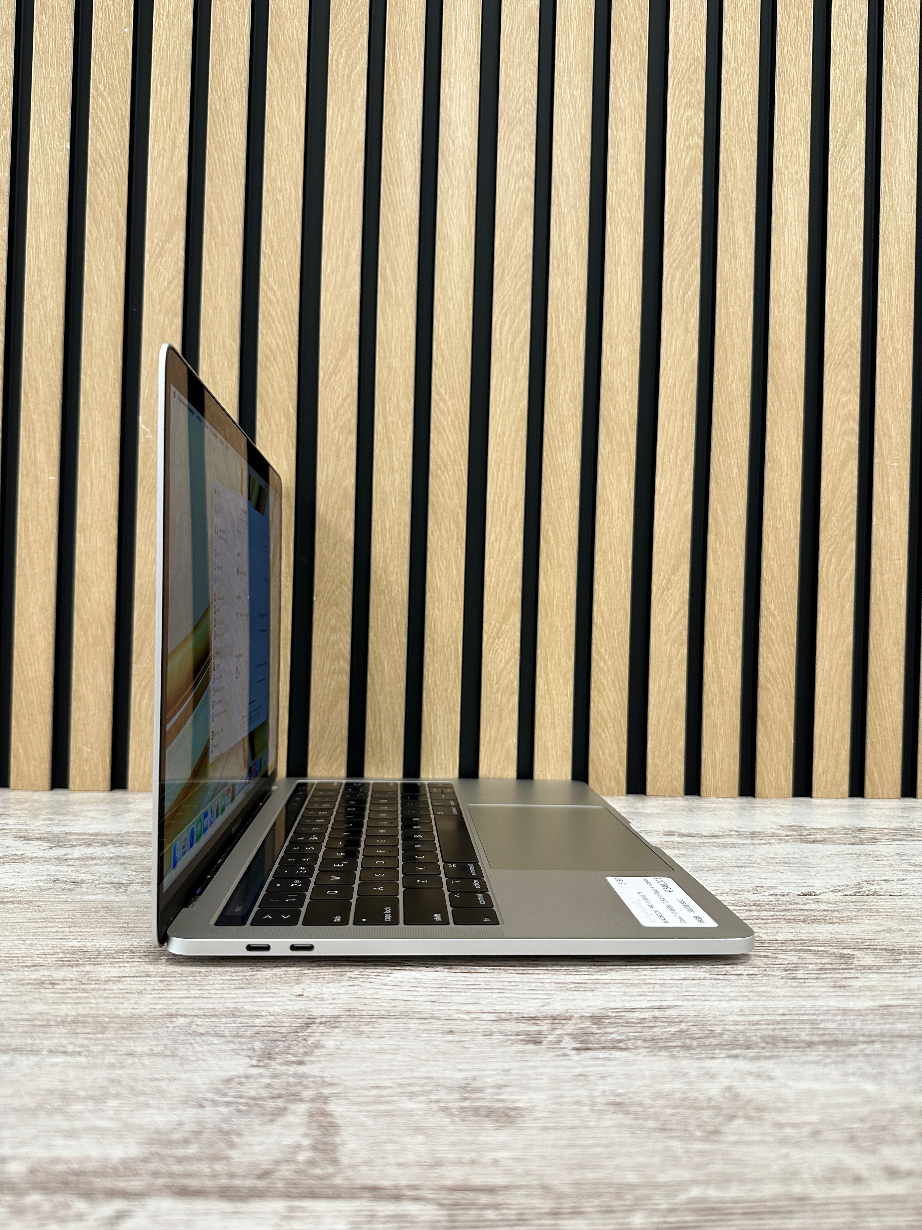 MacBook Pro 13" 2019 TB i7 16gb 500gb SSD