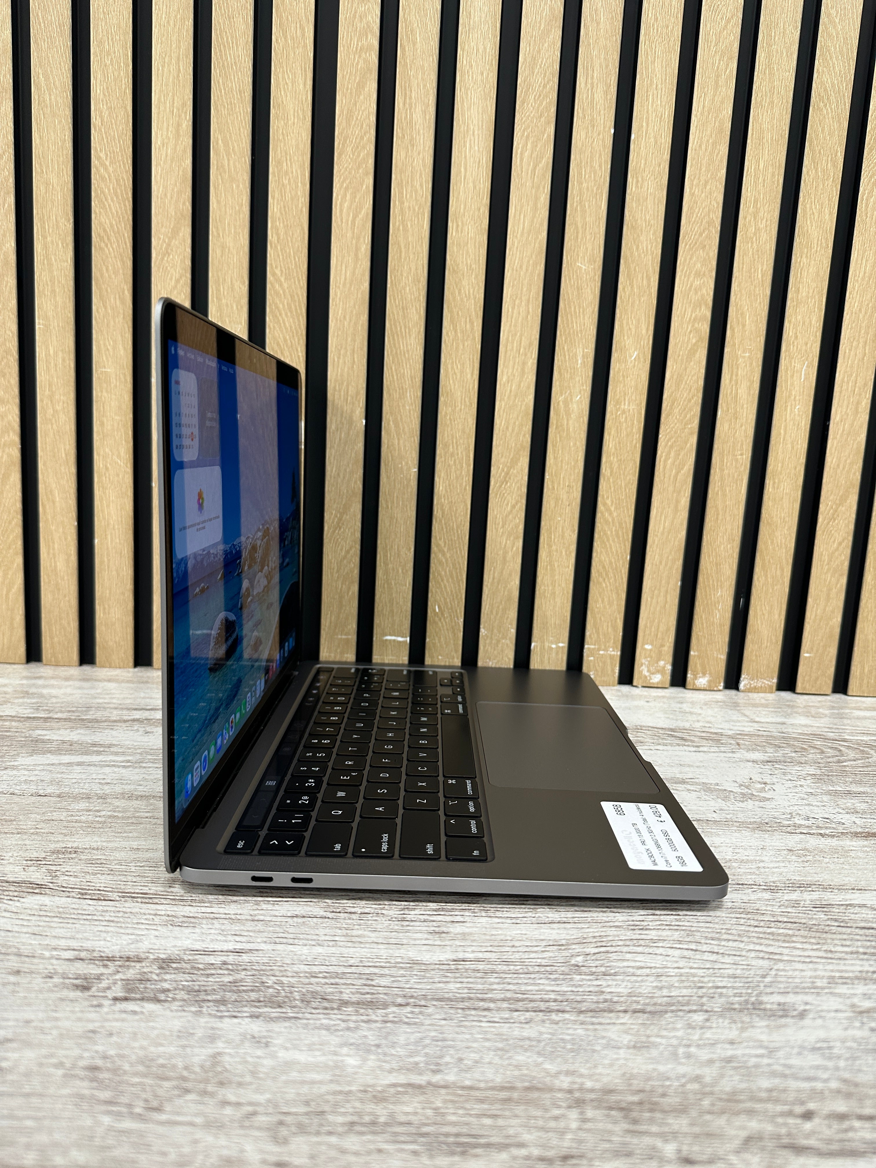 MacBook Pro 13" 2020 TB i7 16gb 500gb SSD