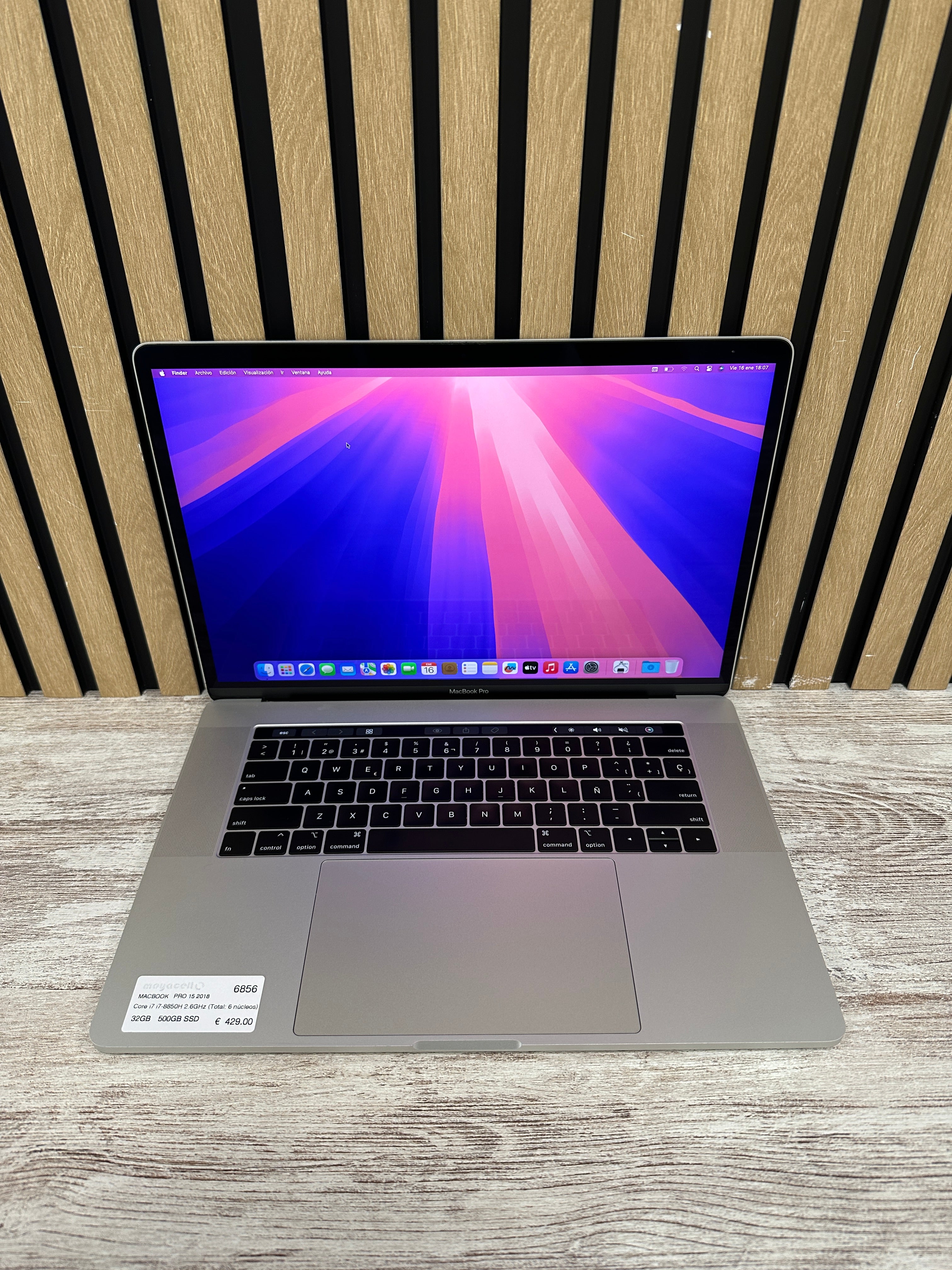 MacBook Pro 15" 2018 i7 32gb 500gb SSD