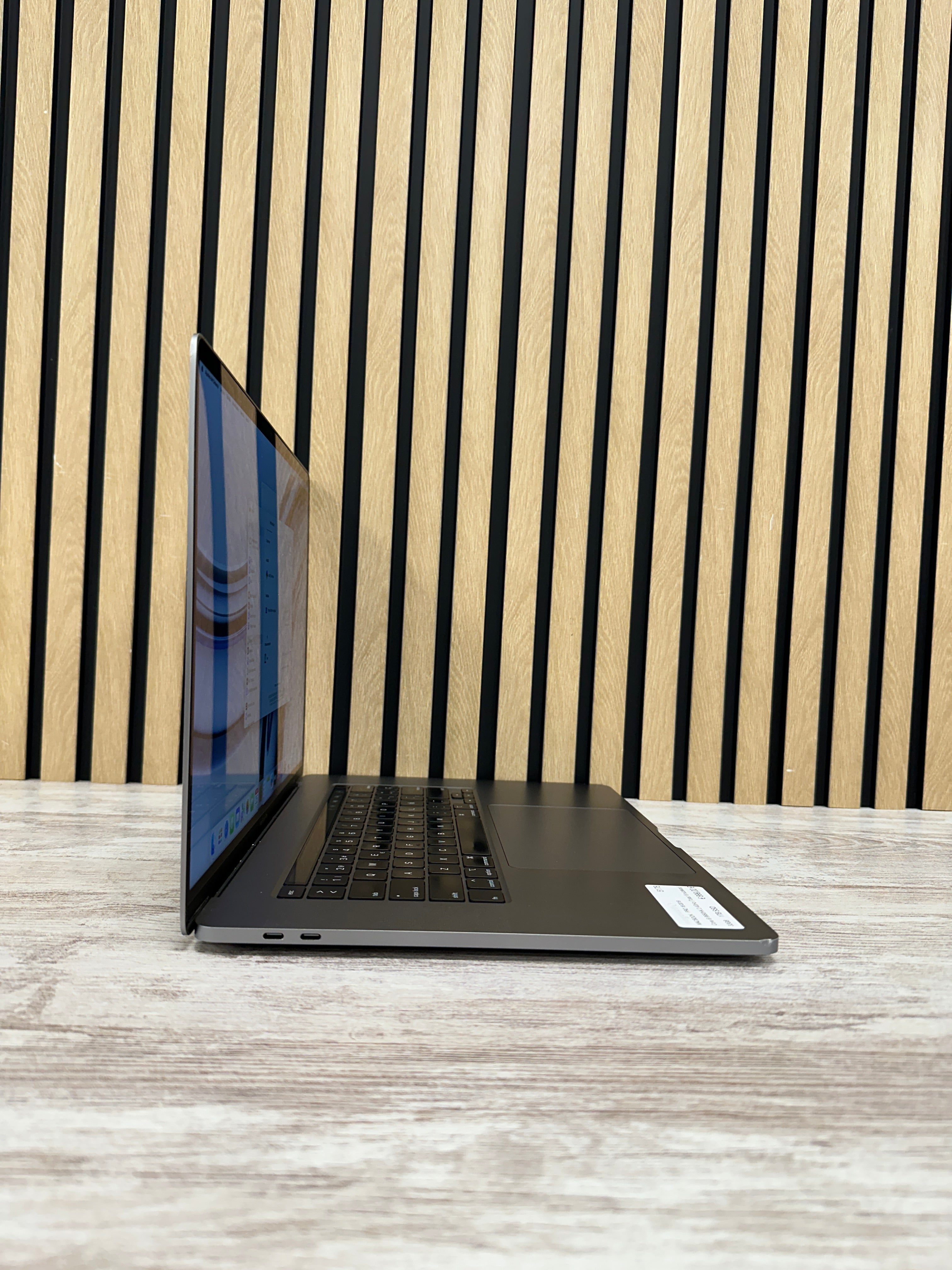 MacBook Pro 16" 2019 i9 32gb 1tb SSD