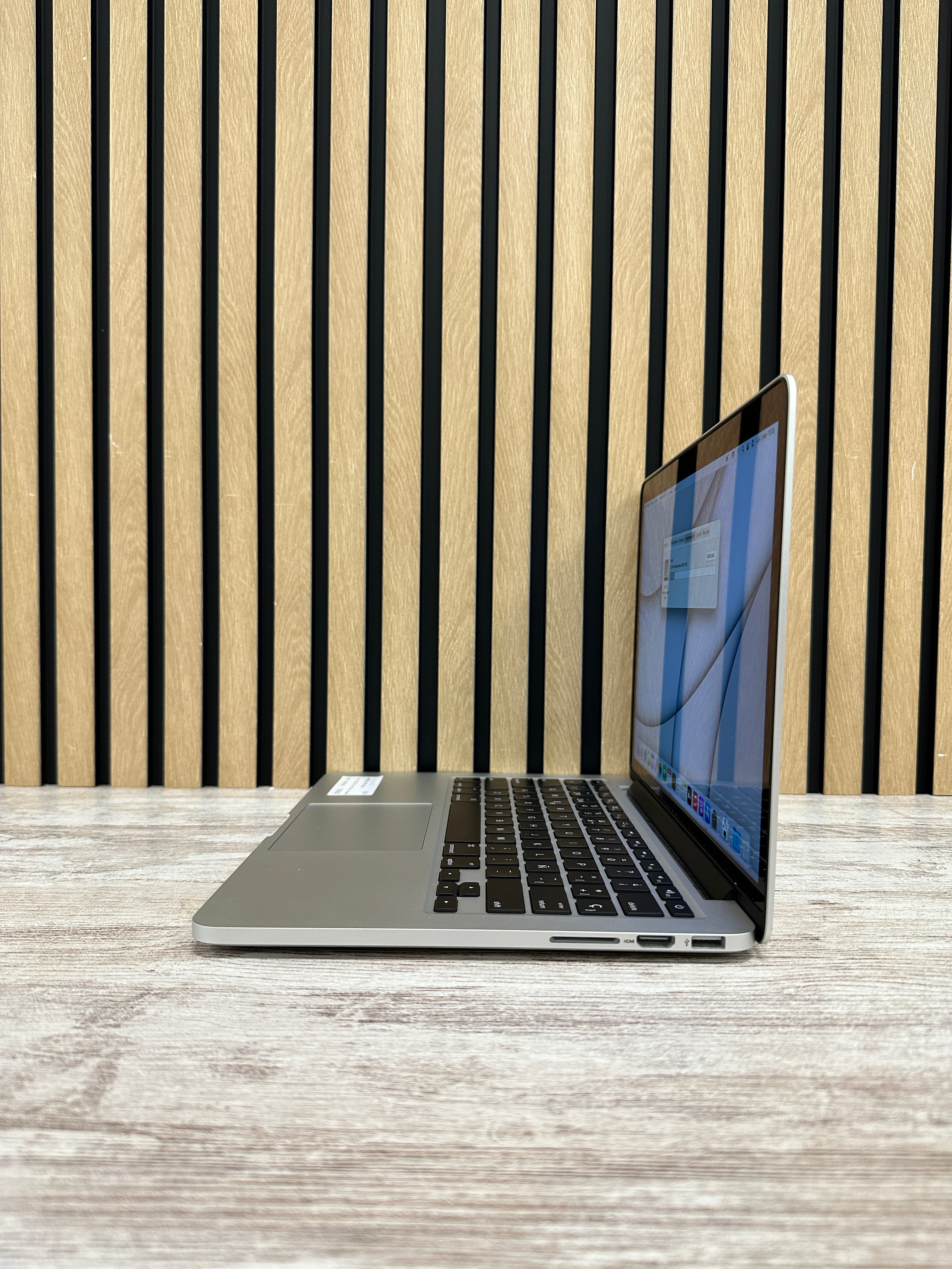 MacBook Pro 13" 2015 i7 16gb 256gb SSD