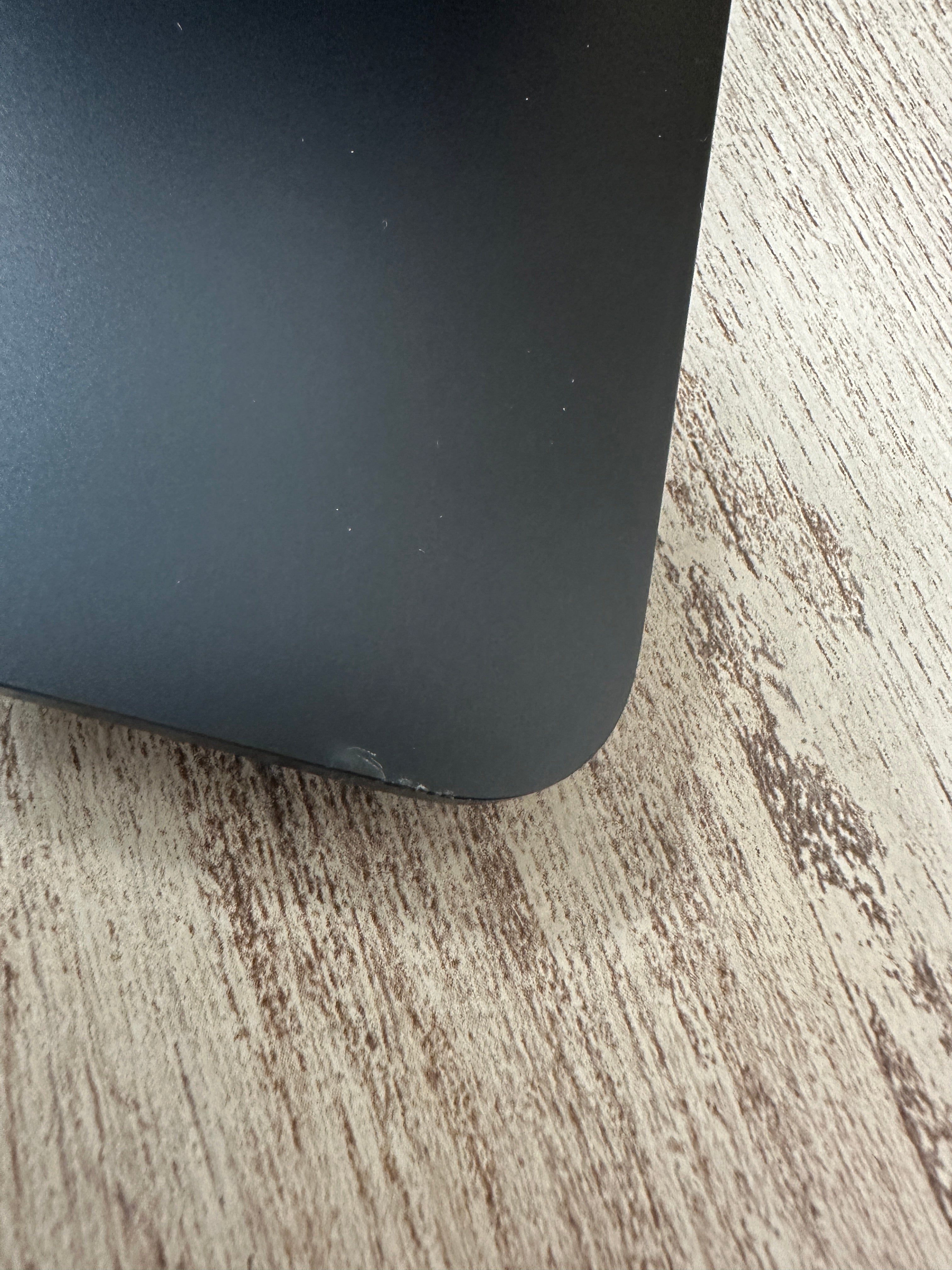 MacBook Air 13" 2024 M3 8gb 256gb SSD