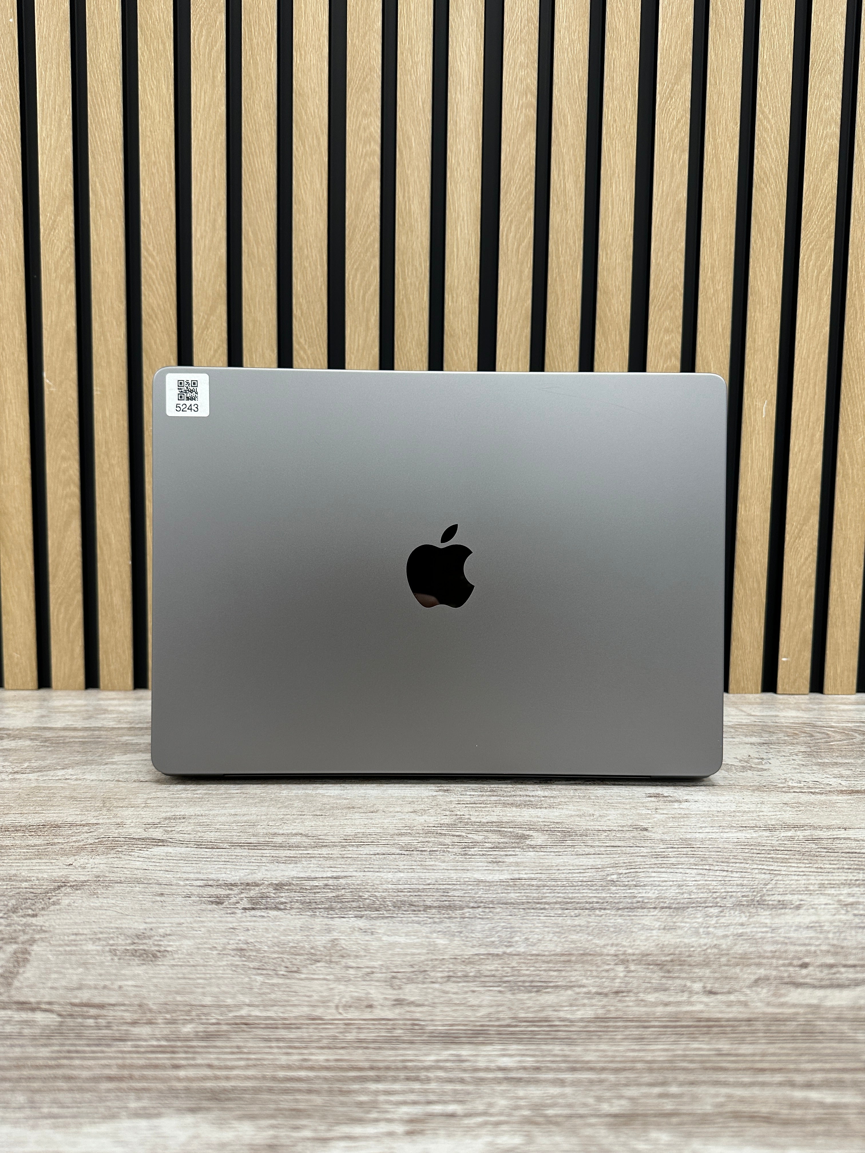 MacBook Pro 14" 2021 M1 PRO 32gb 500gb SSD