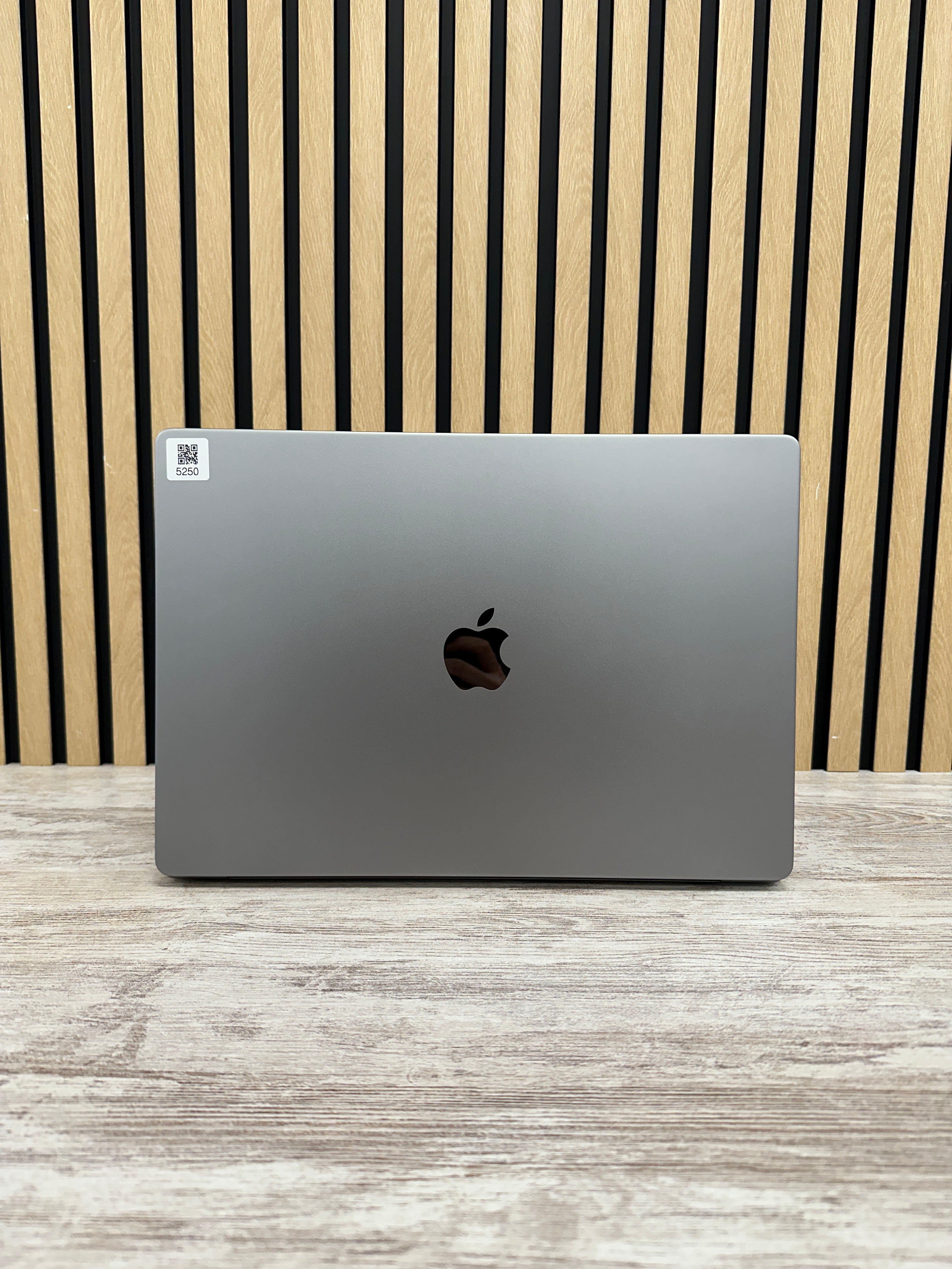 MacBook Pro 16" 2021 M1 MAX 32gb 1tb SSD