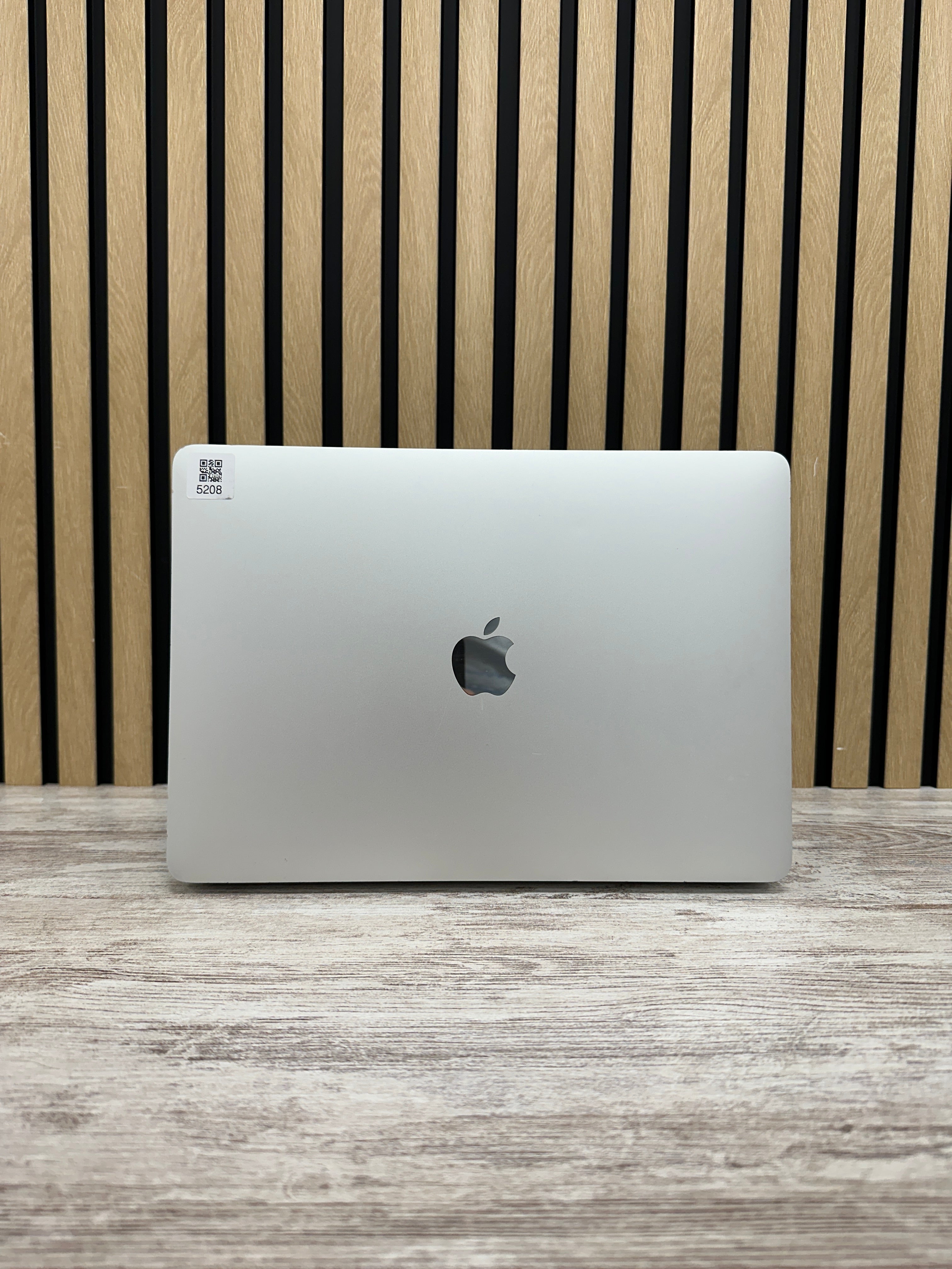 MacBook Air 13" 2020 i3 8gb 256gb SSD