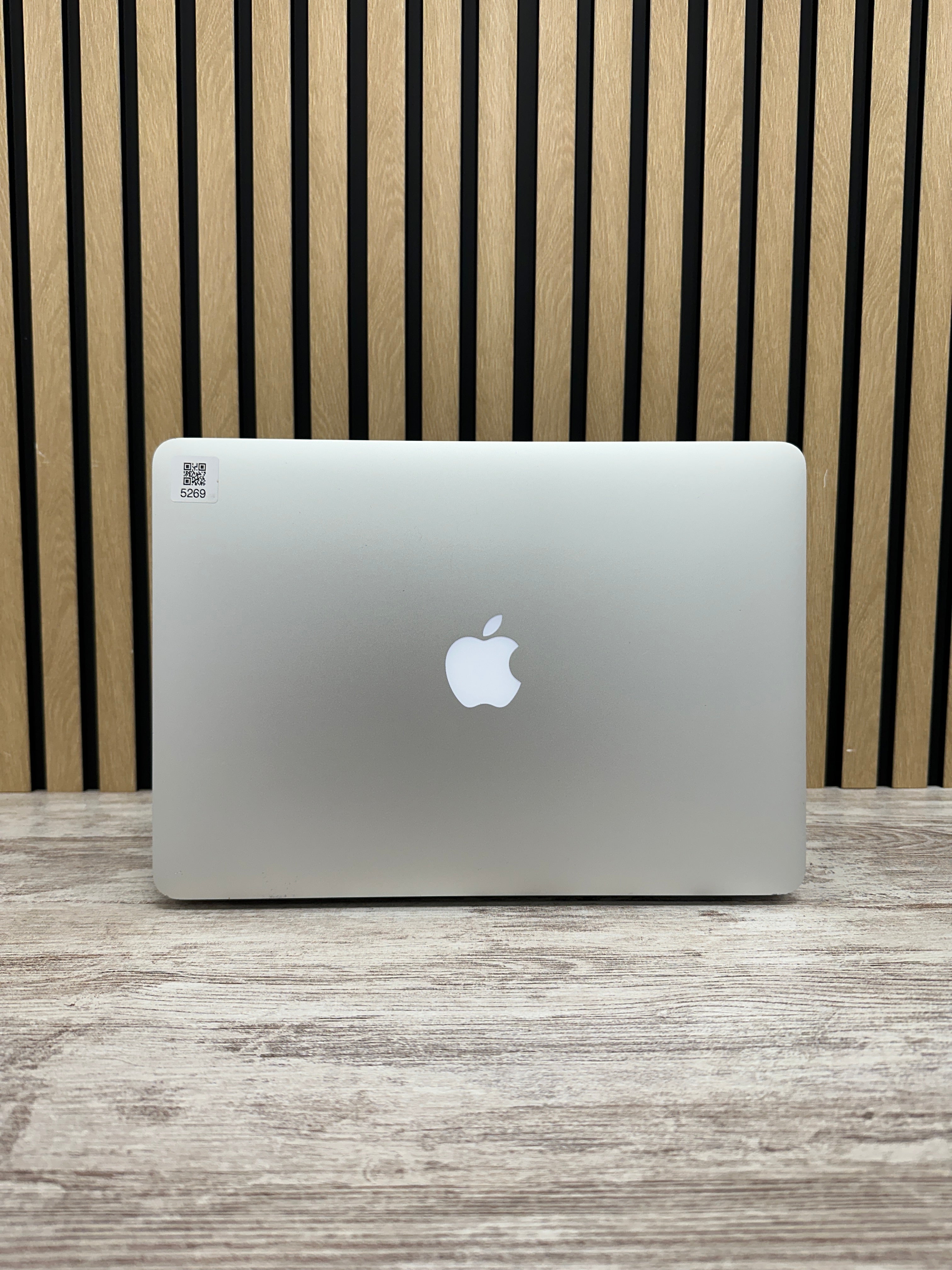 MacBook Air 13" 2017 i5 8gb 256gb SSD