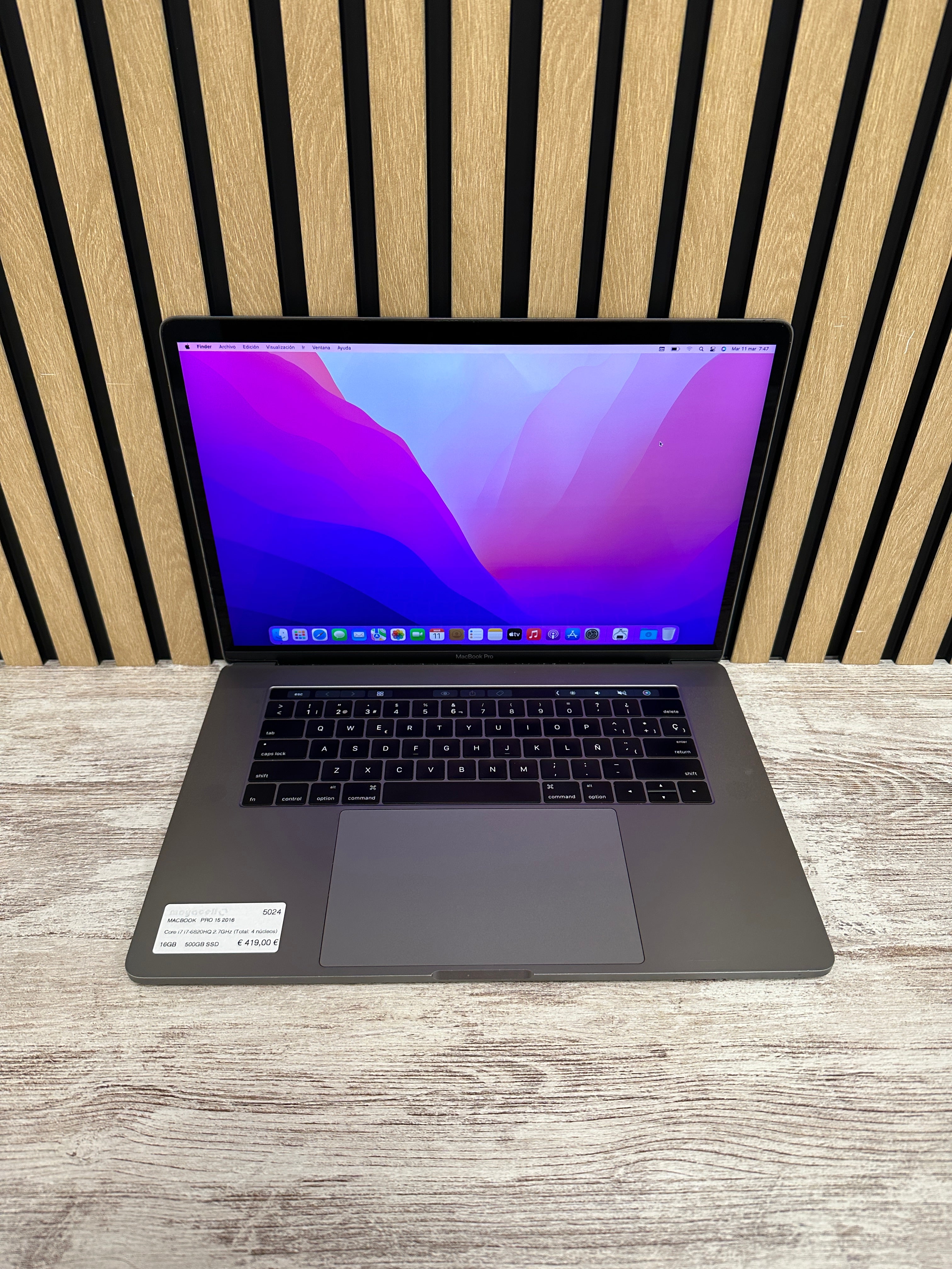 MacBook Pro 15" 2016 i7 16gb 500gb SSD