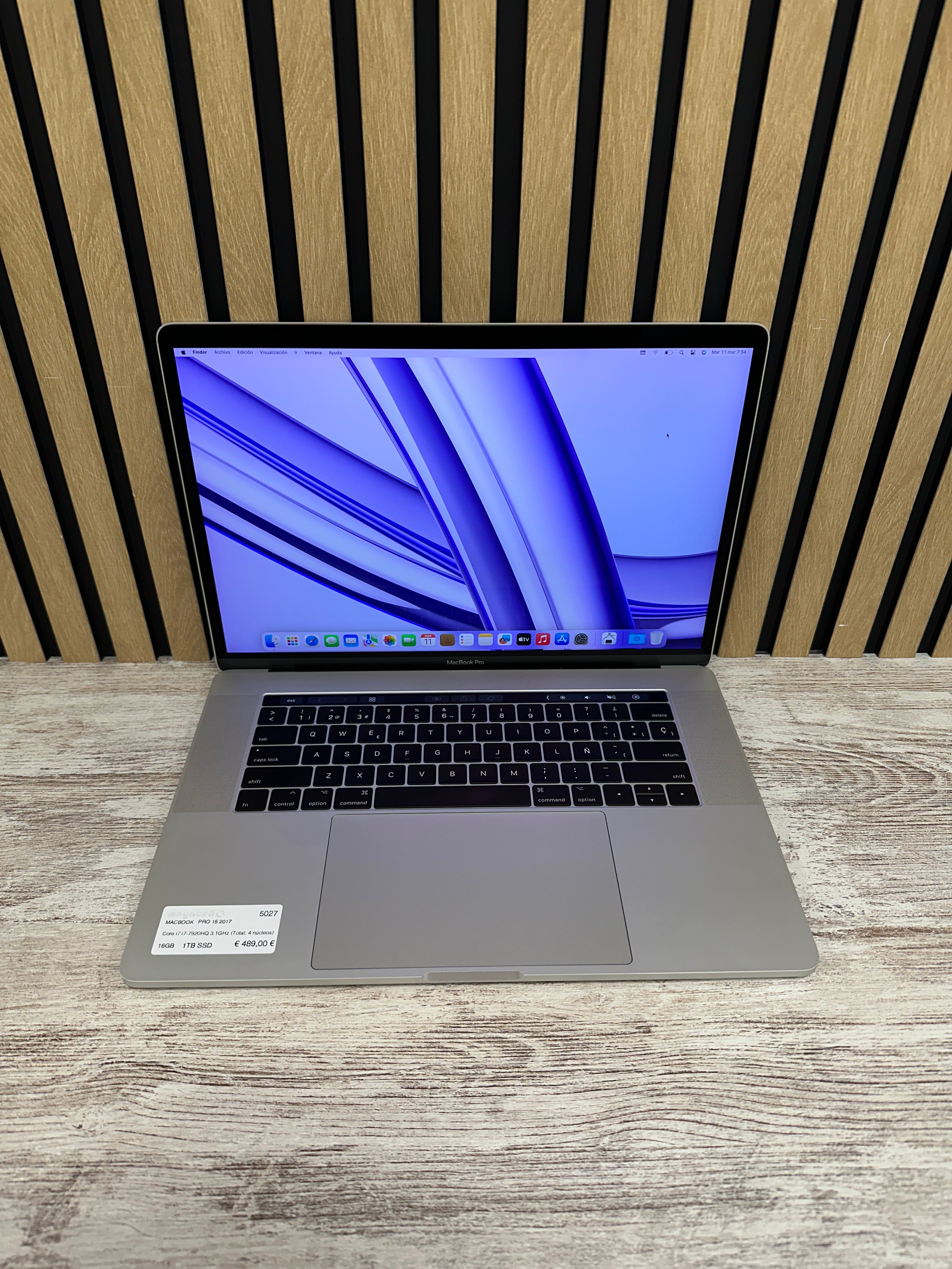 MacBook Pro 15" 2017 i7 16gb 1tb SSD