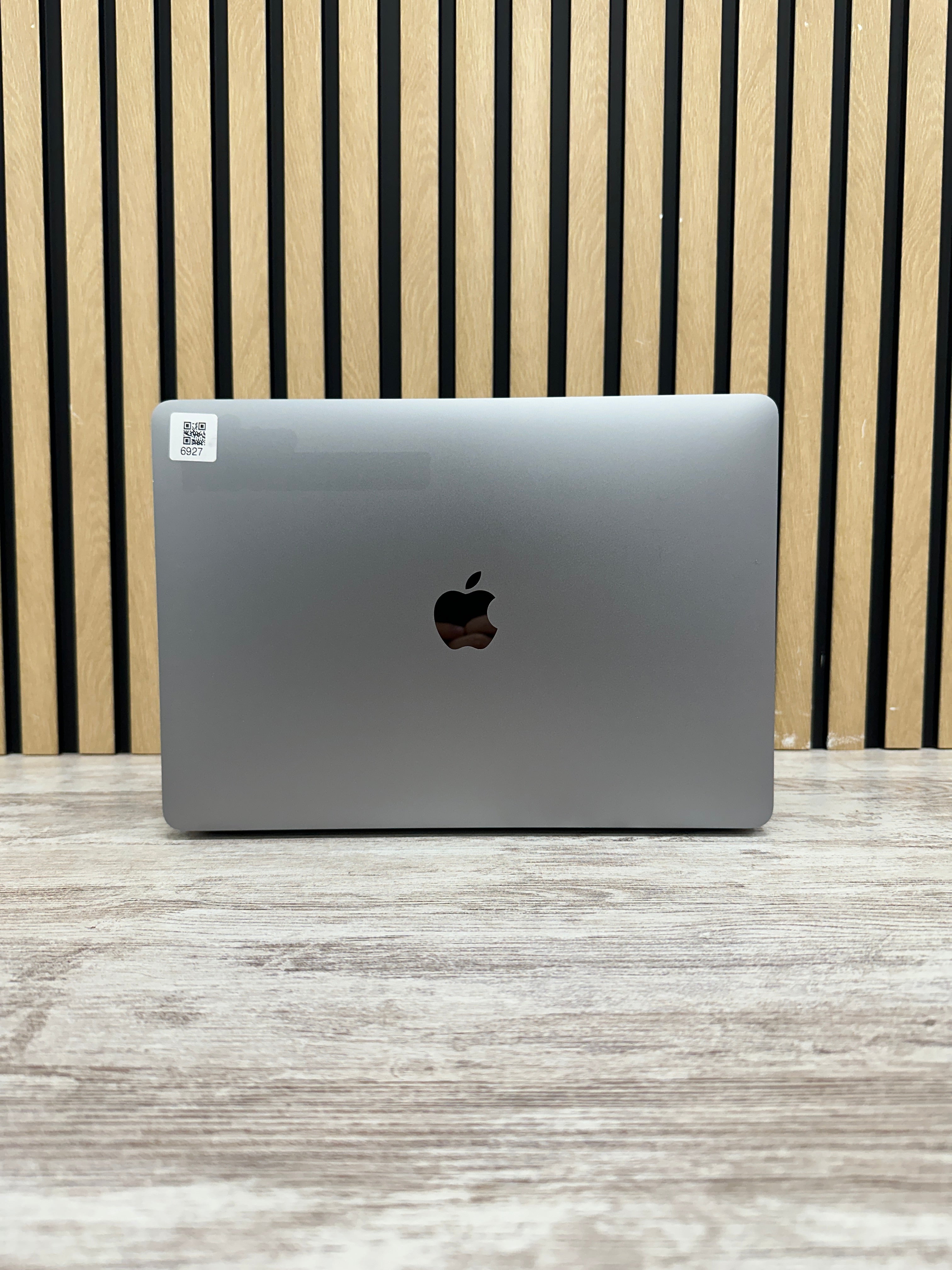 MacBook Pro 13" 2020 TB i5 16gb 500gb SSD