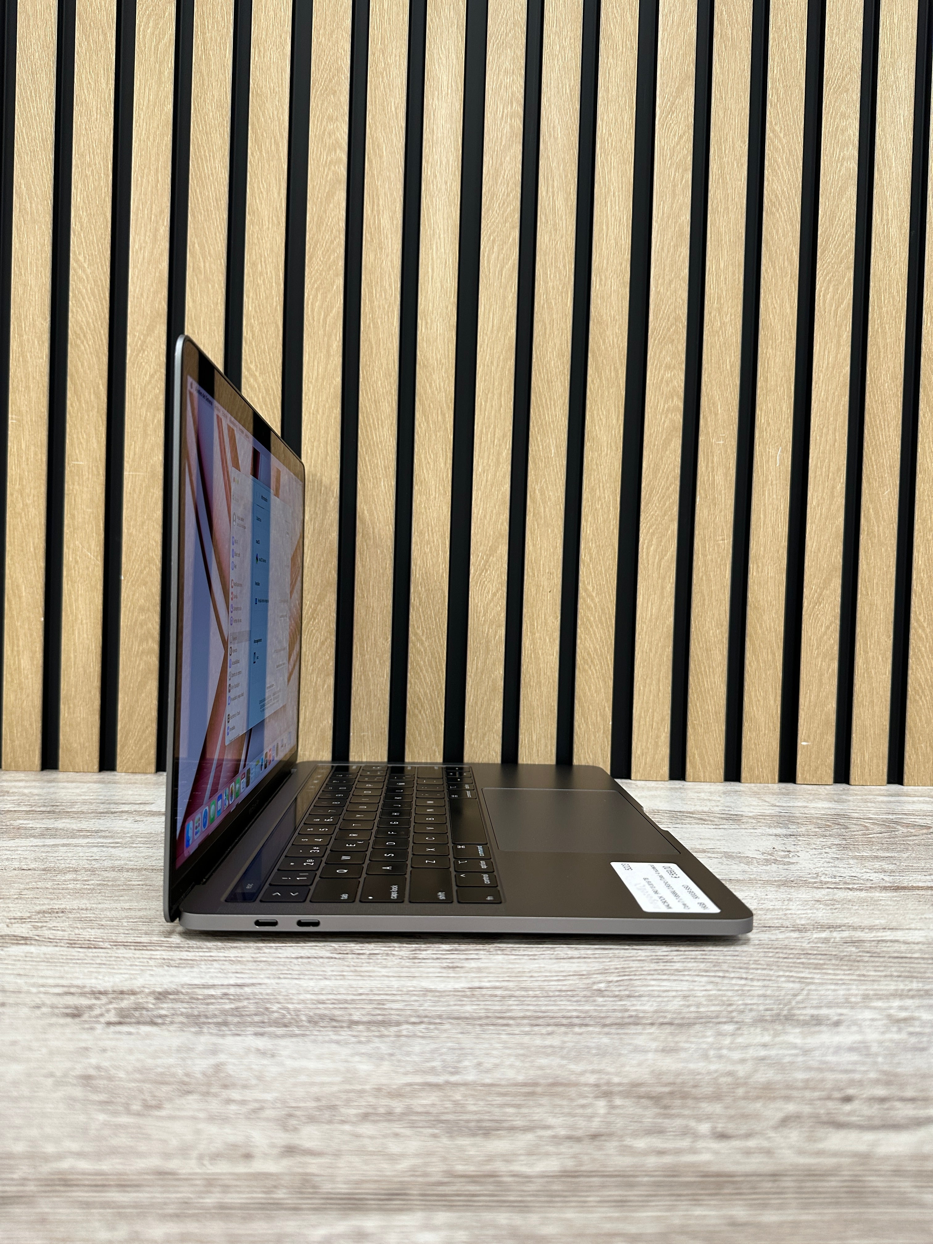 MacBook Pro 13" 2019 TB i7 16gb 500gb SSD