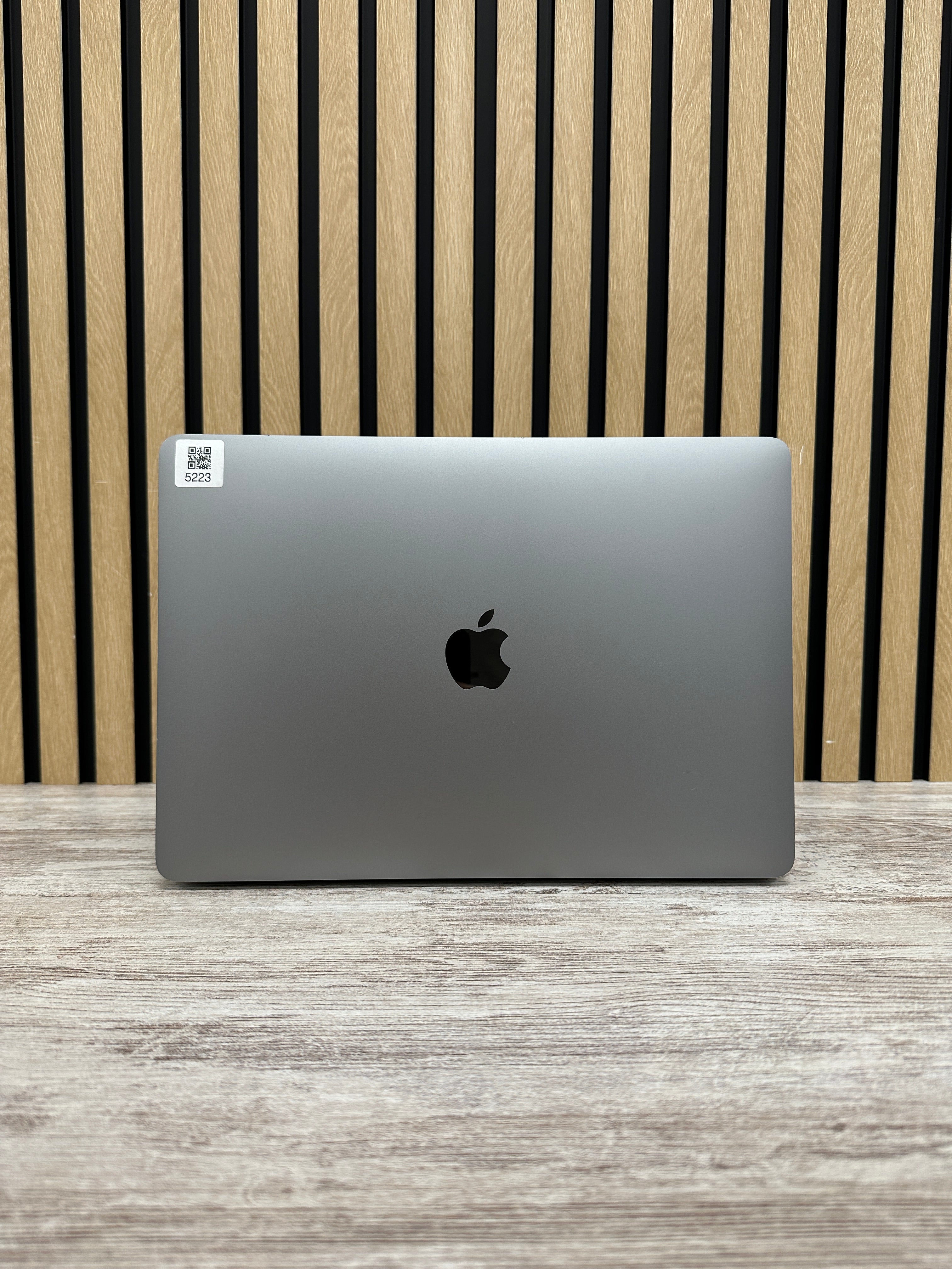 MacBook Pro 13" 2019 TB i7 16gb 500gb SSD