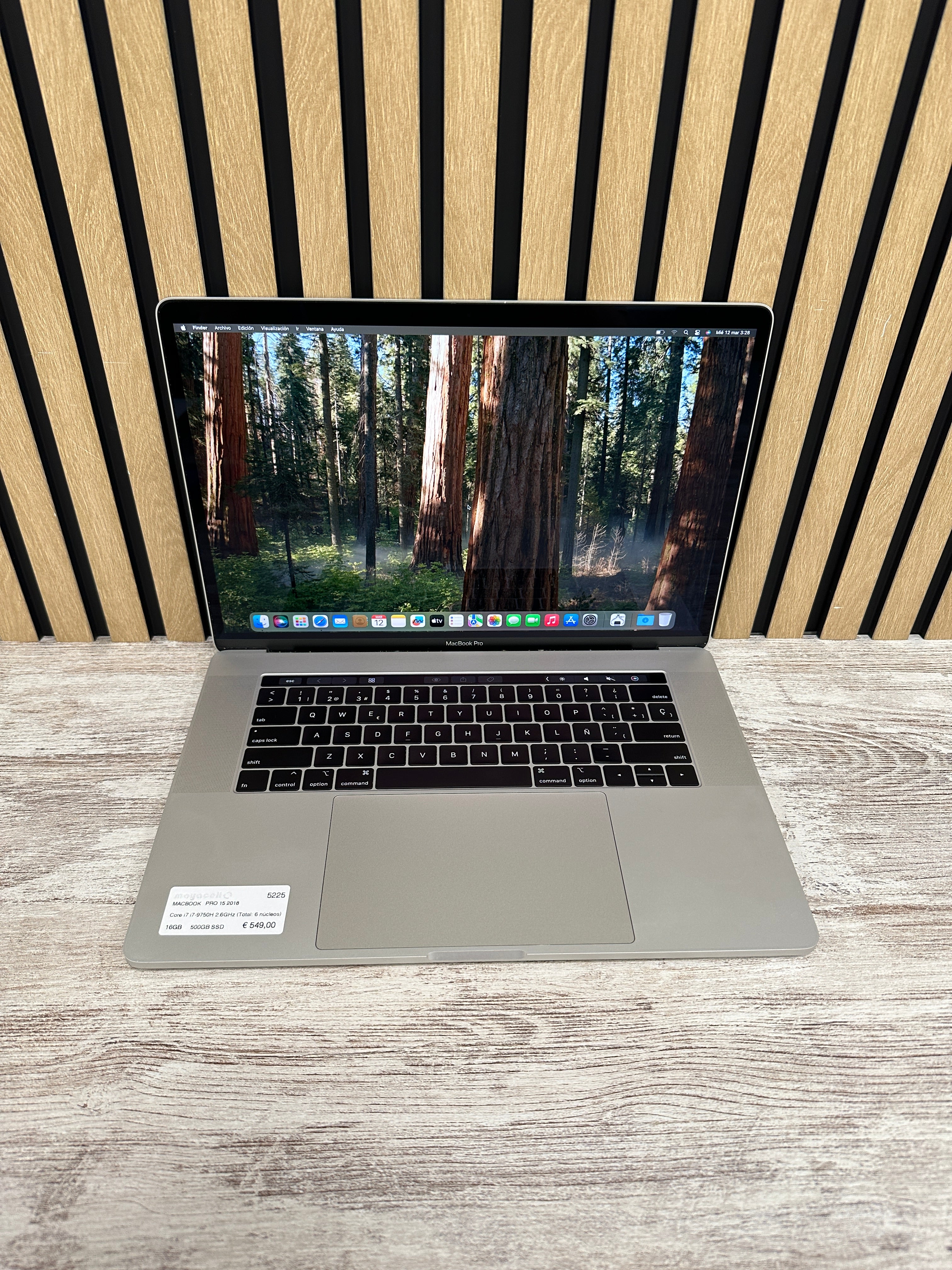 MacBook Pro 15" 2018 i7 16gb 500gb SSD