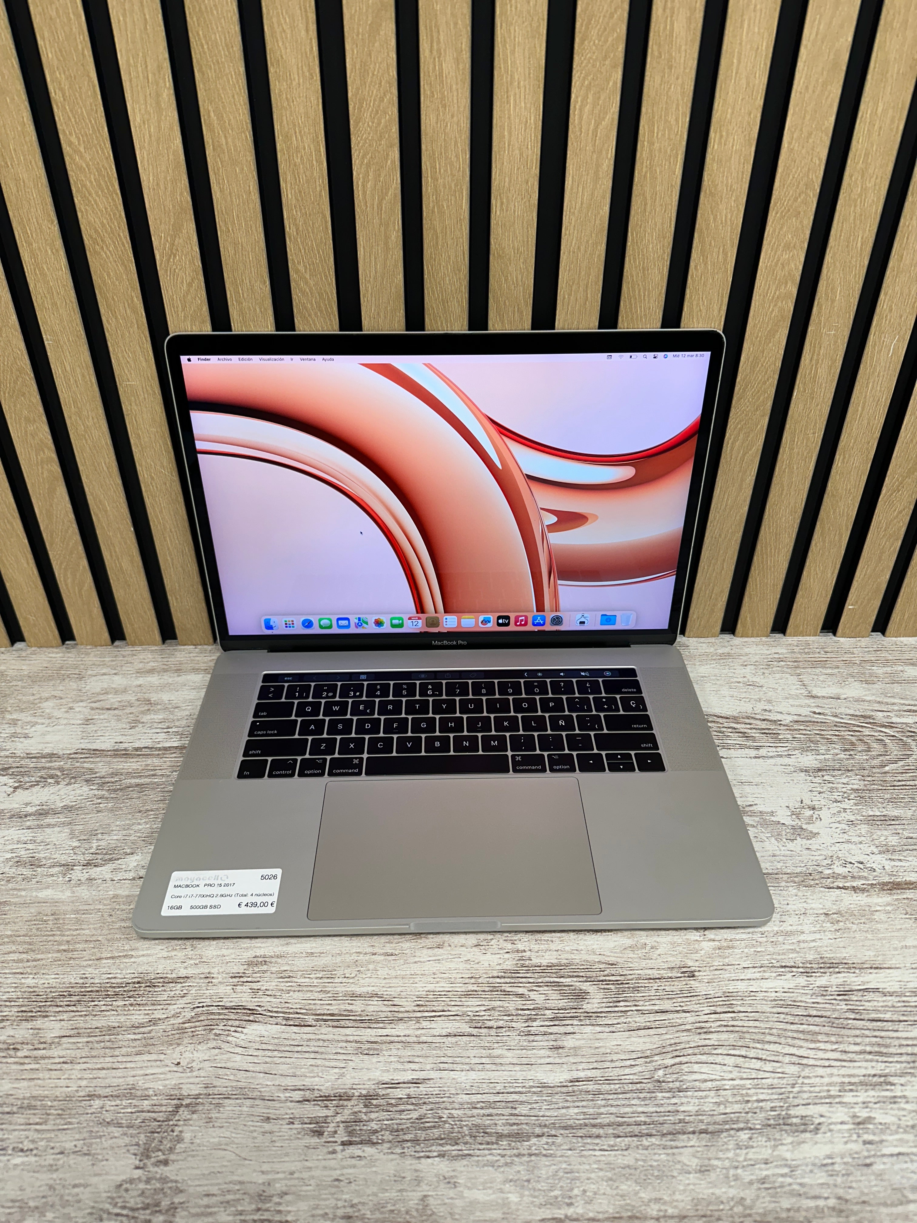 MacBook Pro 15" 2017 i7 16gb 500gb SSD