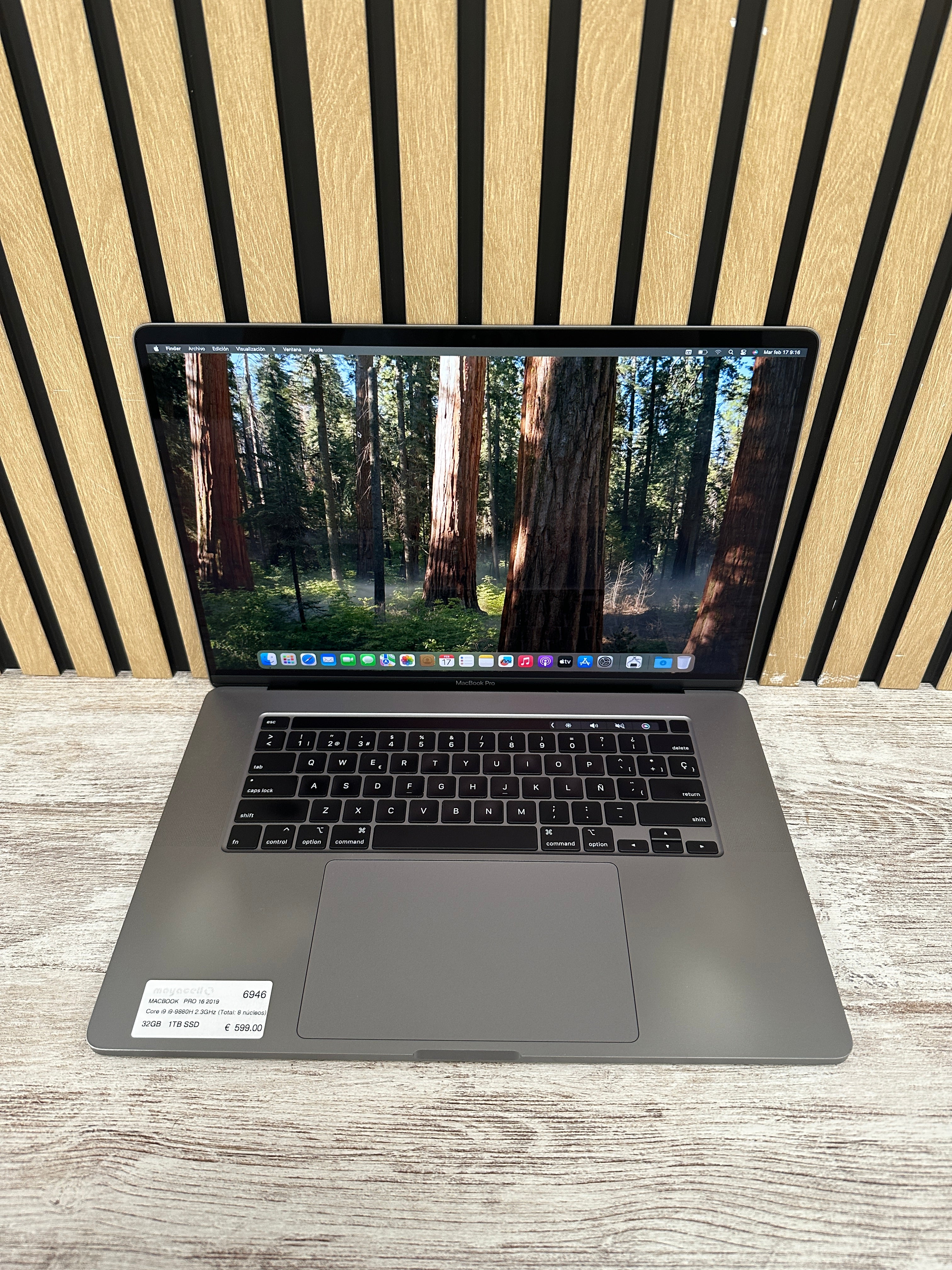 MacBook Pro 16" 2019 i9 32gb 1tb SSD - Moyacell