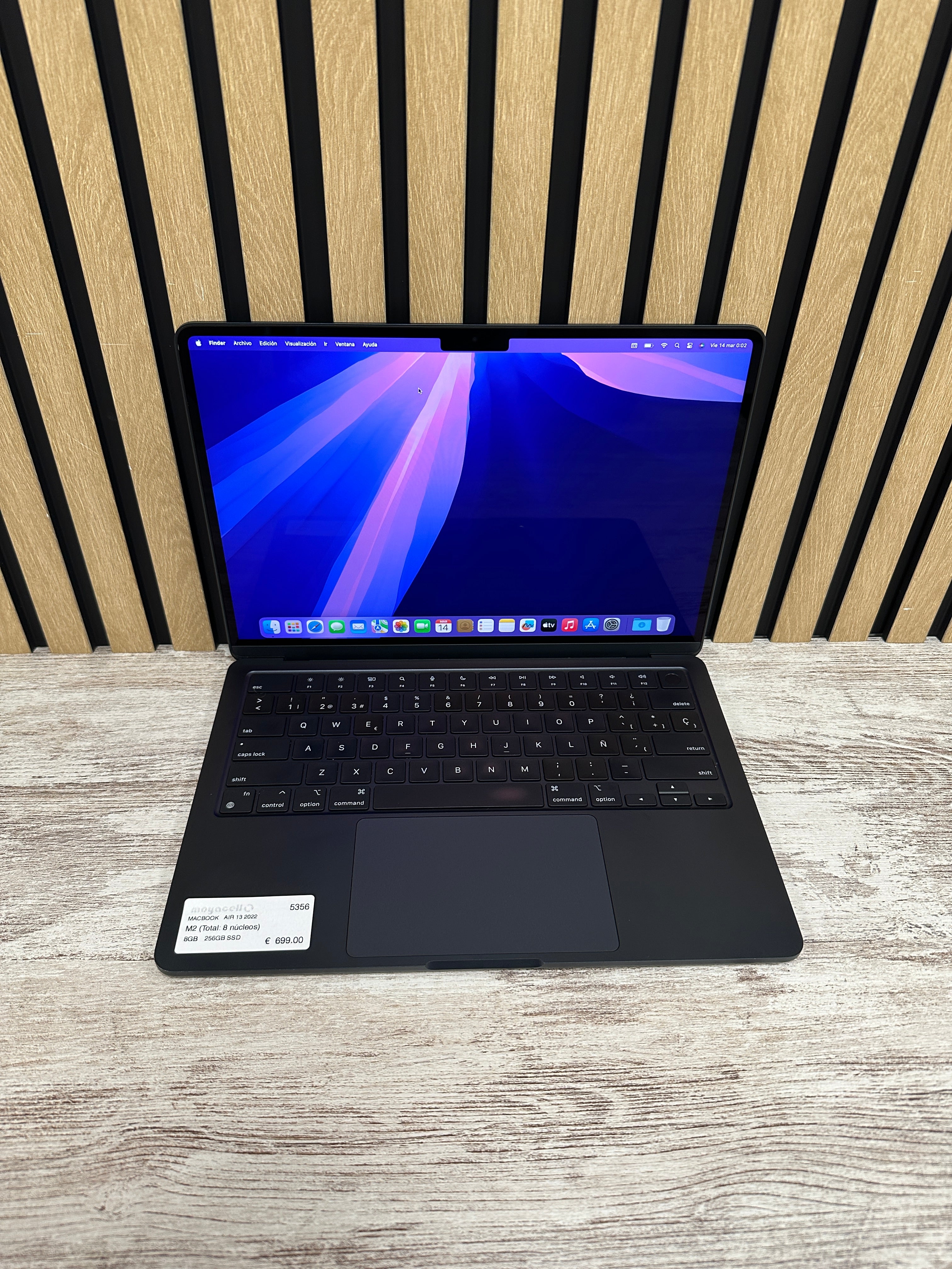 MacBook Air 13" 2022 M2 8gb 256gb SSD