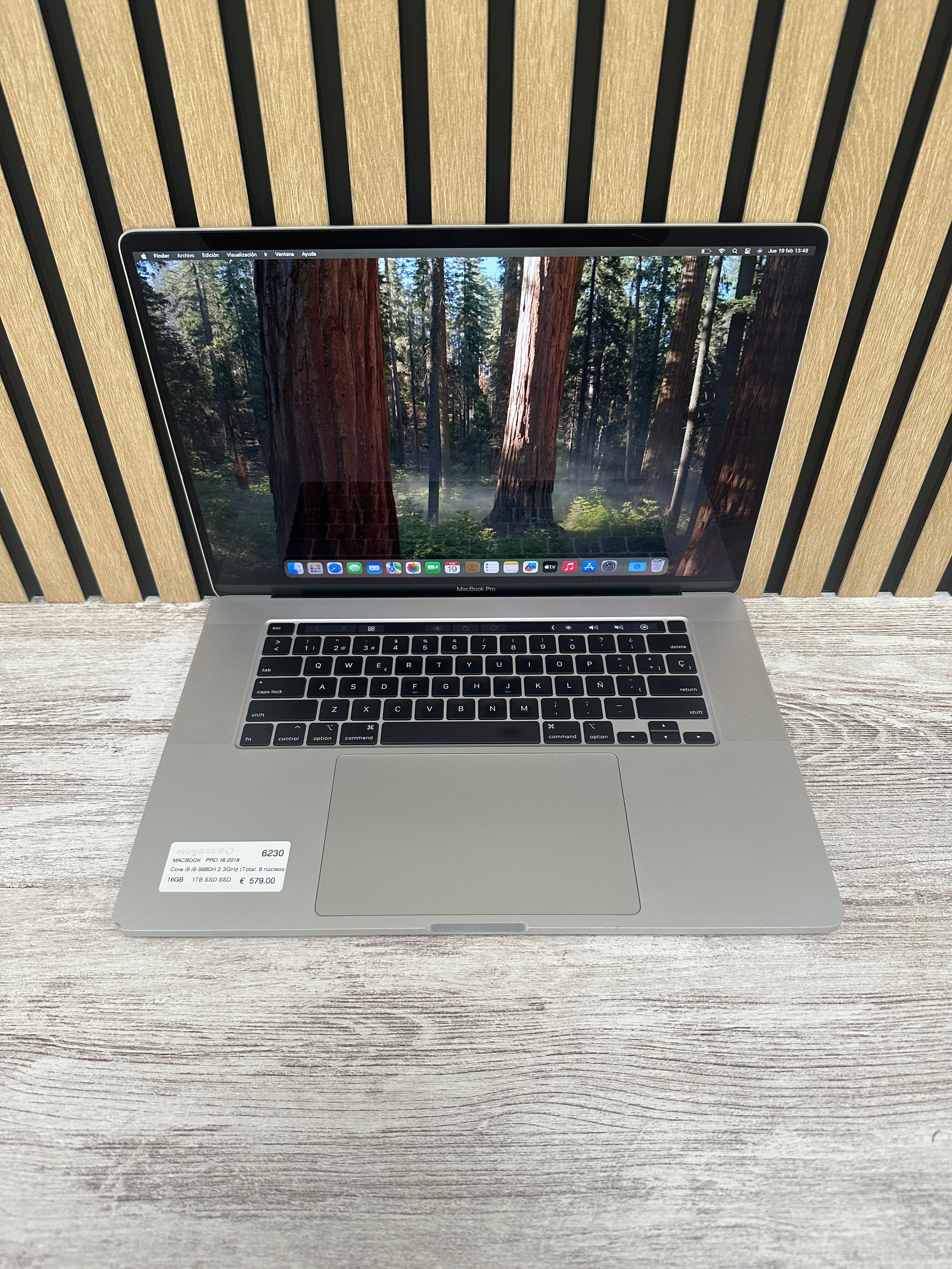 MacBook Pro 16" 2019 i9 16gb 1tb SSD - Moyacell