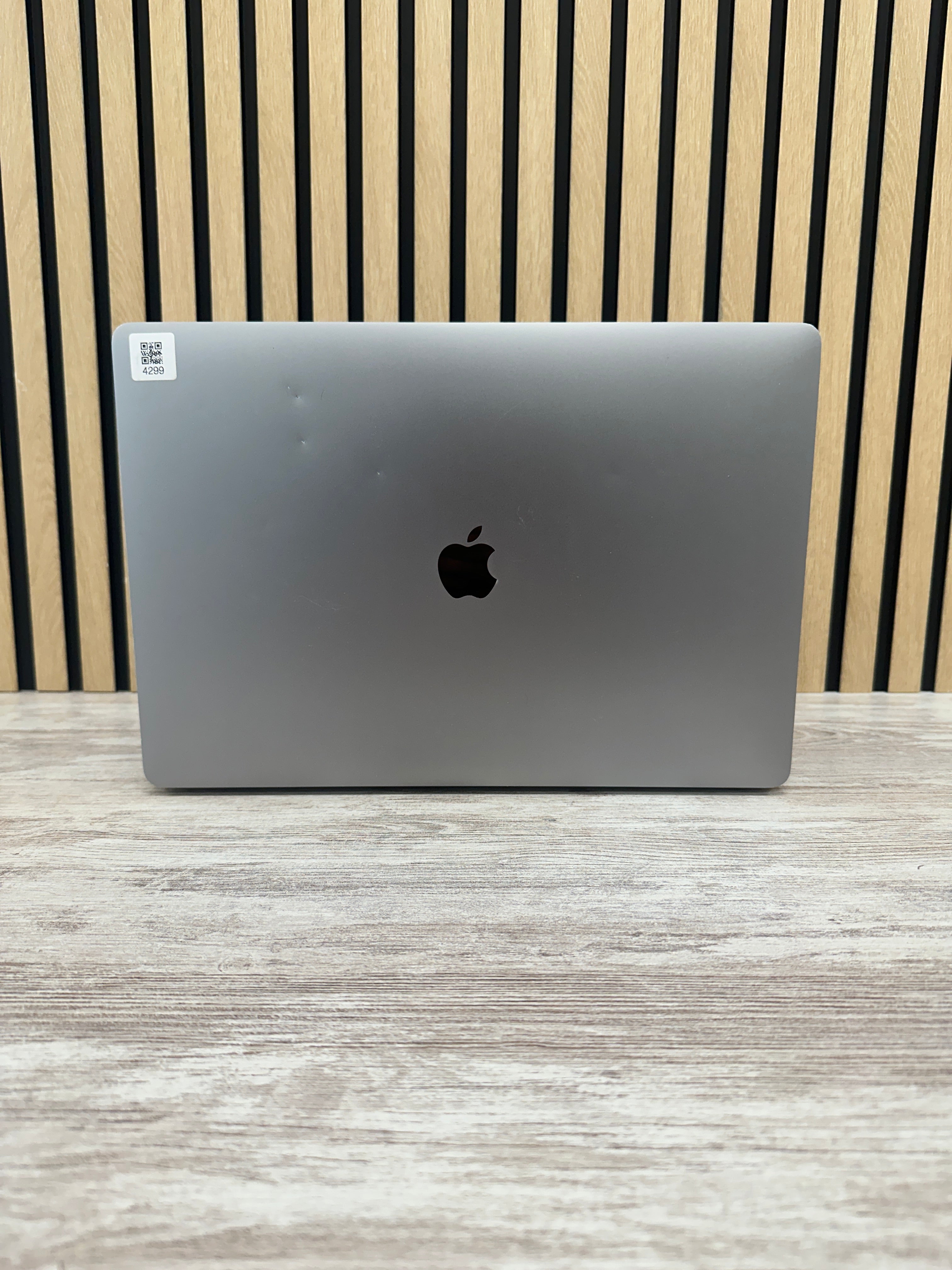 MacBook Pro 16" 2019 i9 16gb 1tb SSD - Moyacell