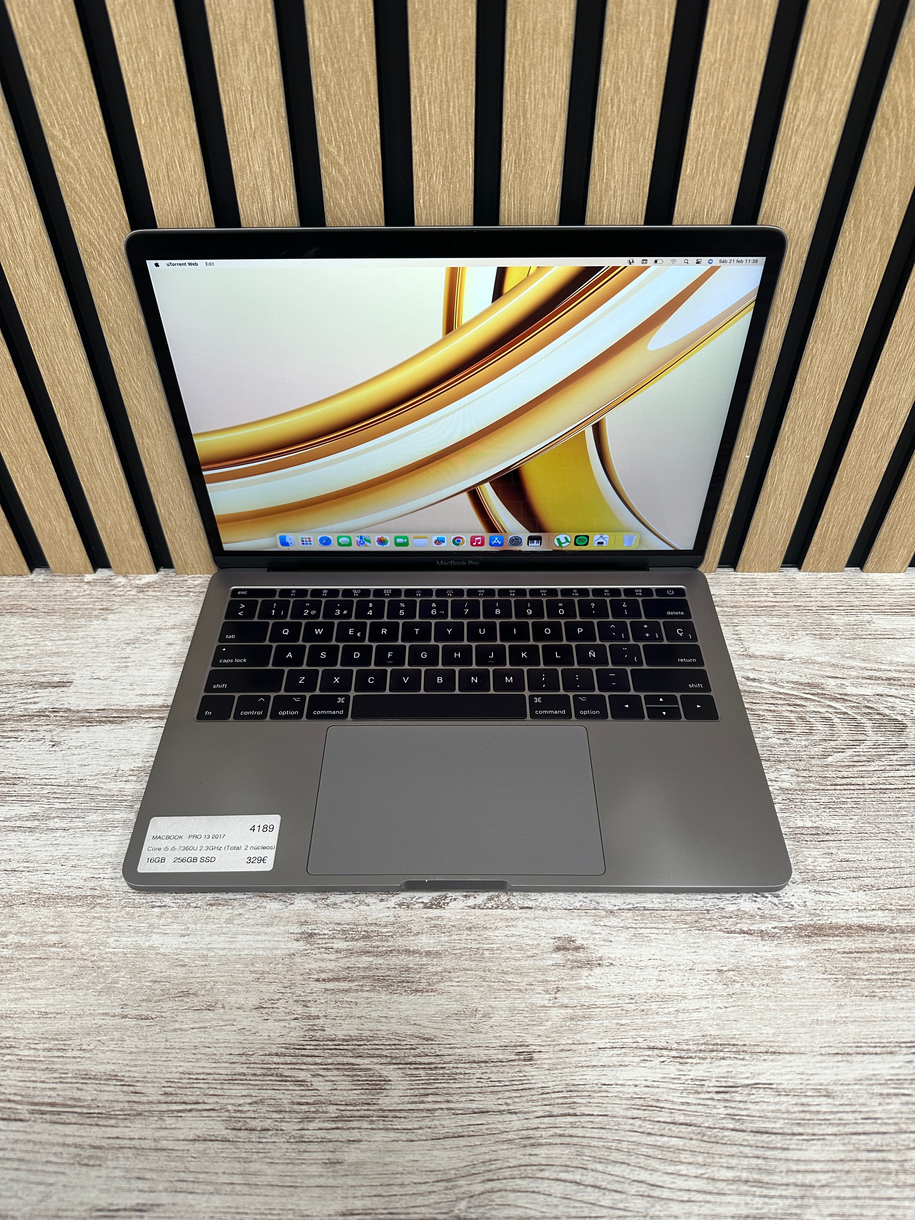 MacBook Pro 13" 2017 i5 16gb 256gb SSD - Moyacell