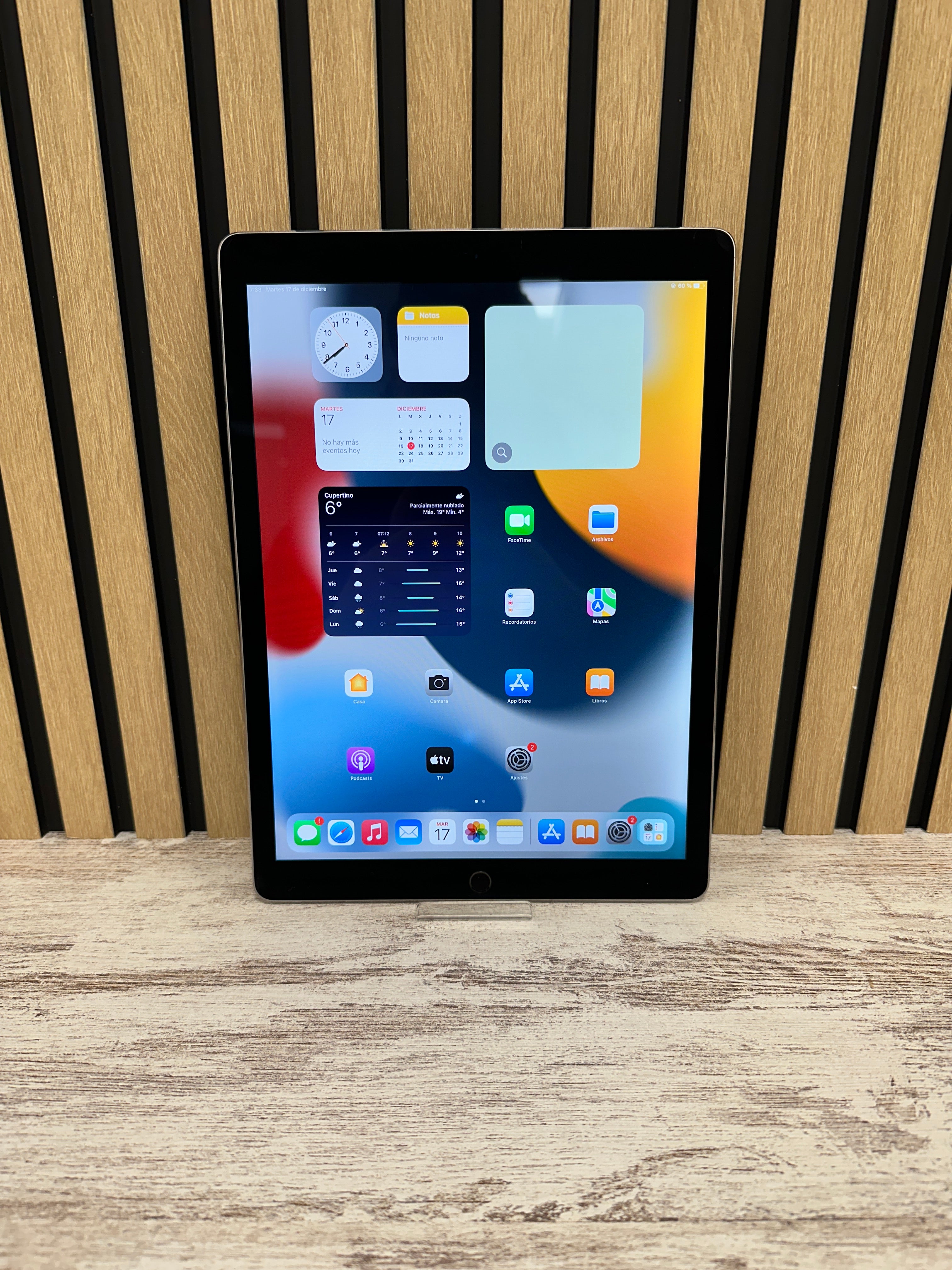 iPad Pro 12.9" 1A GEN 32GB SIM - Moyacell