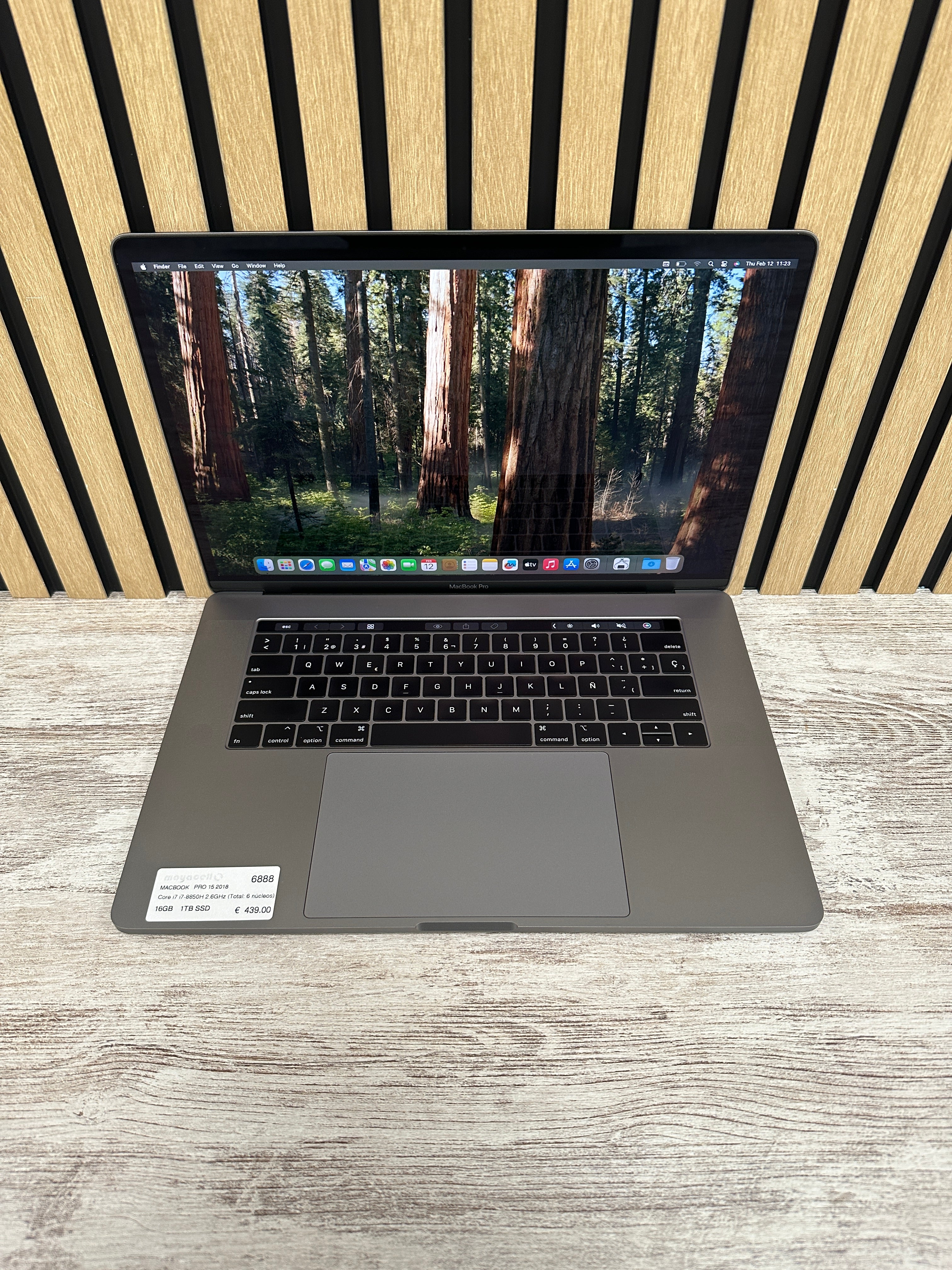 MacBook Pro 15" 2018 i7 16gb 1tb SSD - Moyacell