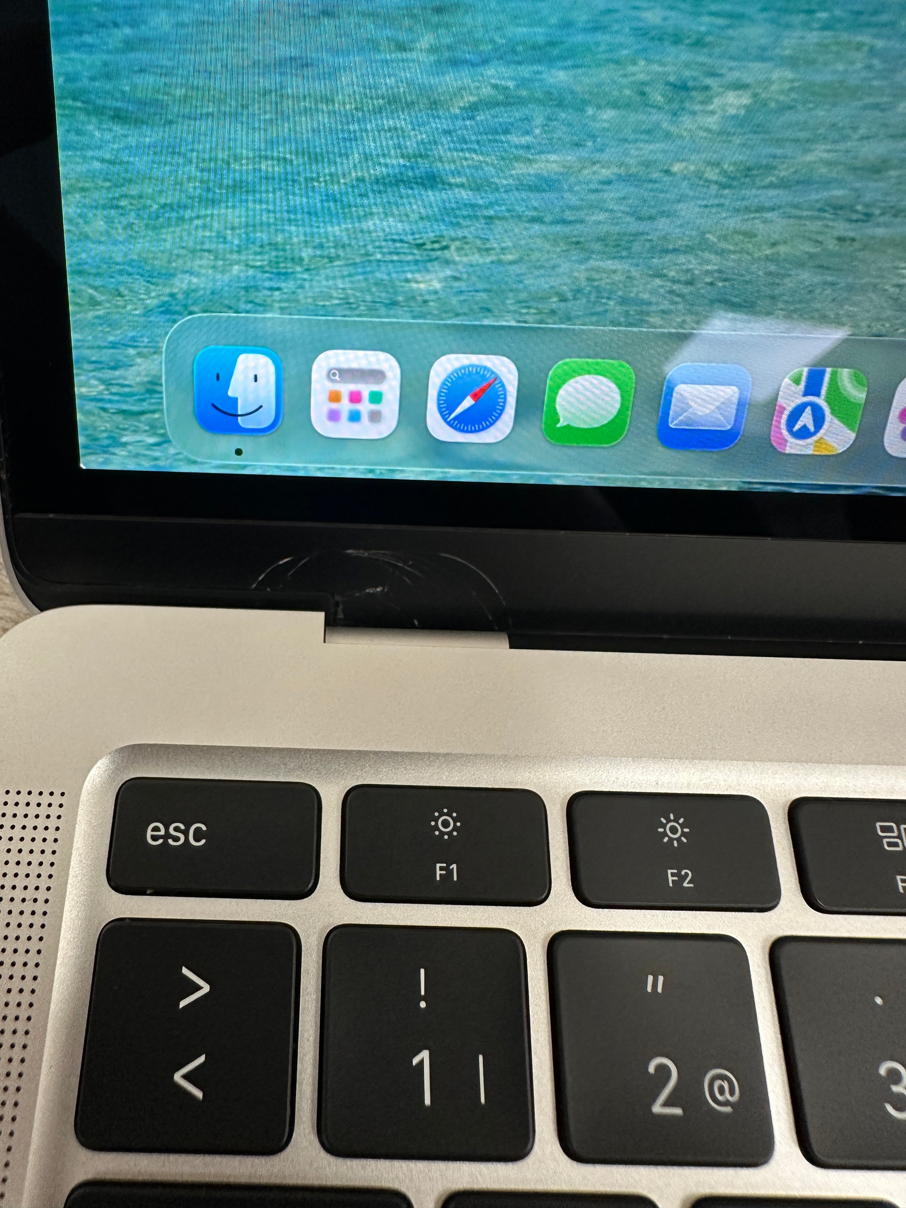 MacBook Air 13" 2020 M1 8gb 256gb SSD