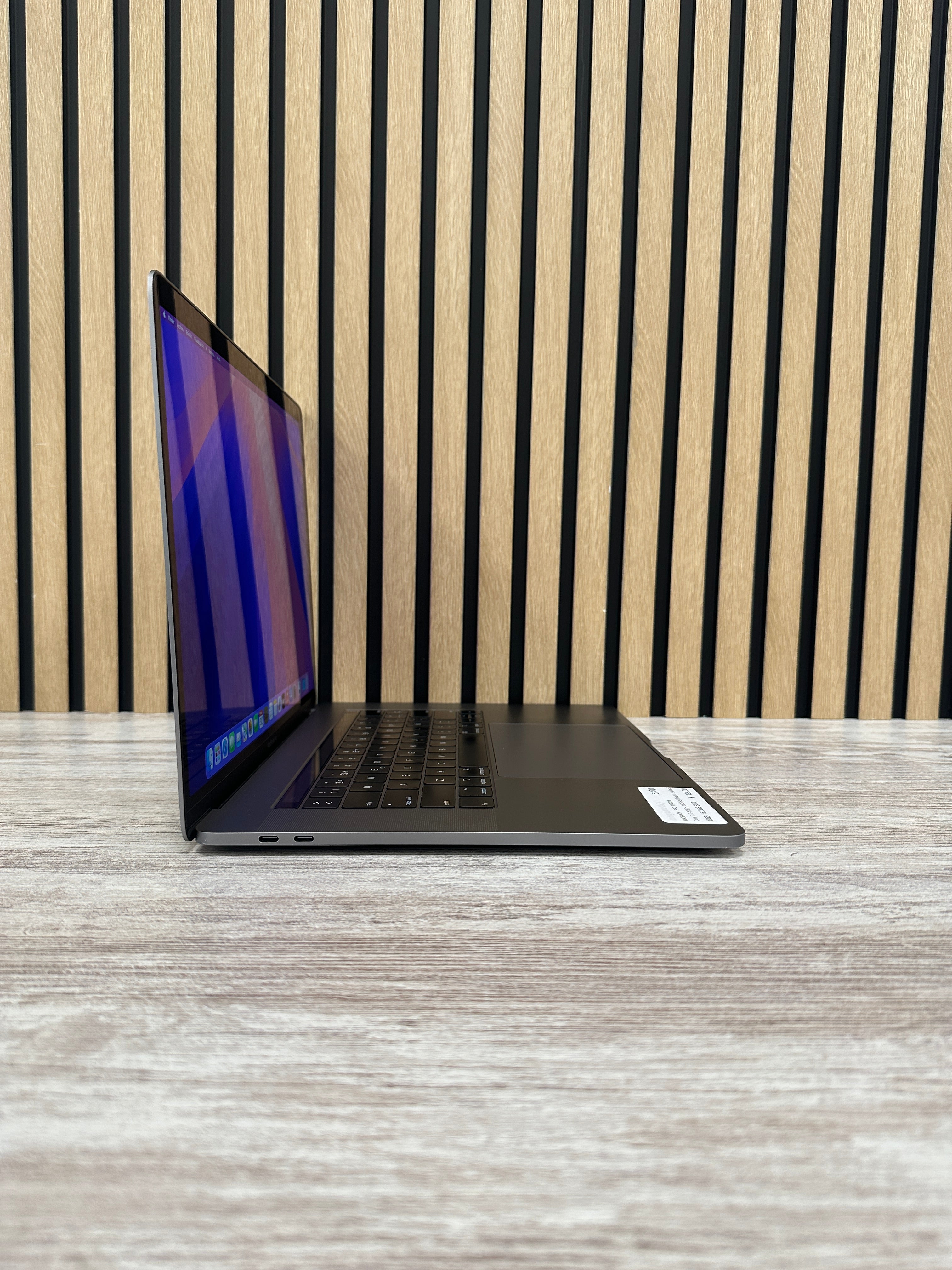 MacBook Pro 15" 2018 i7 32gb 500gb SSD