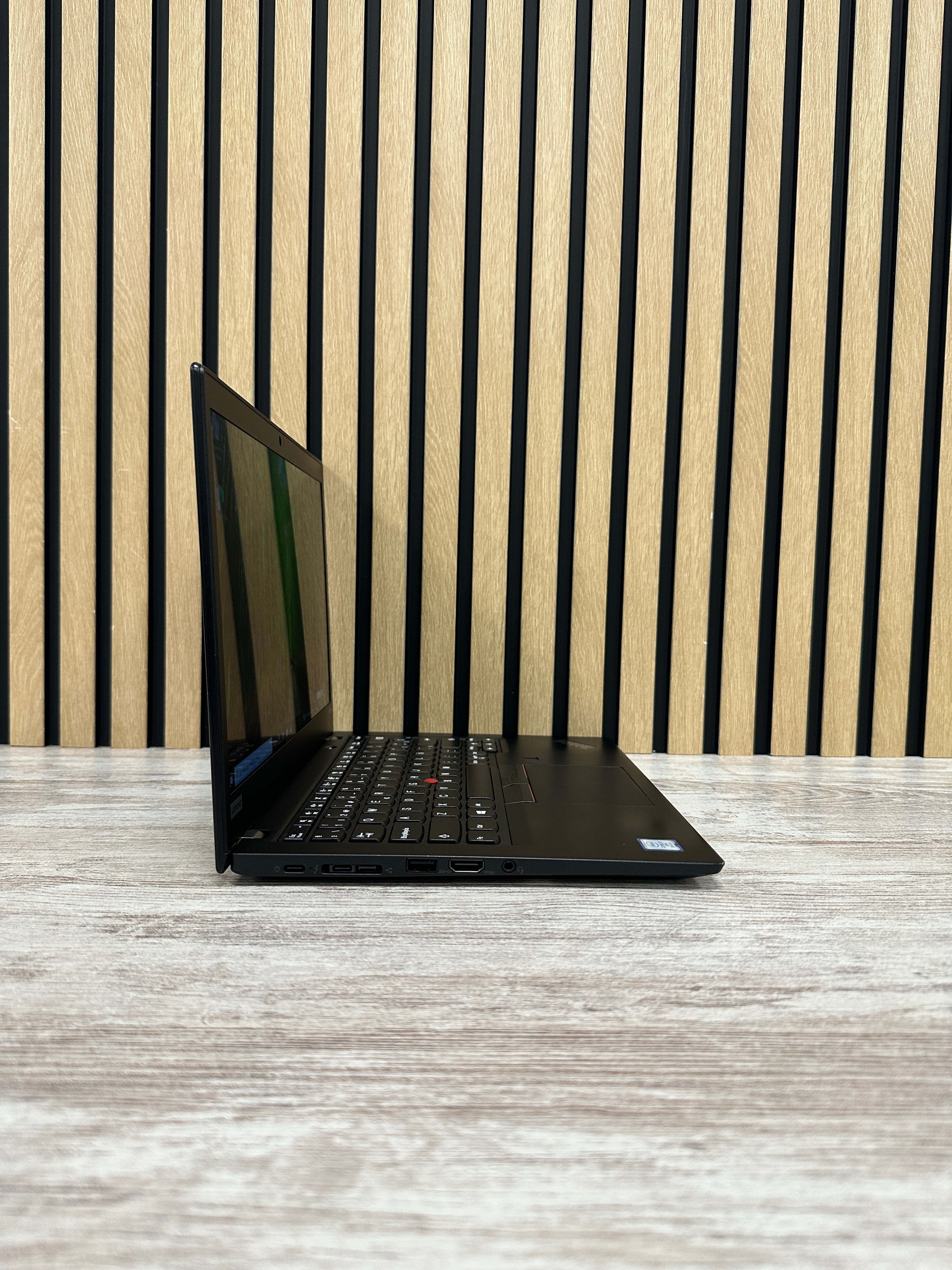 Lenovo Thinkpad X390 TACTIL i7 16gb 256gb SSD