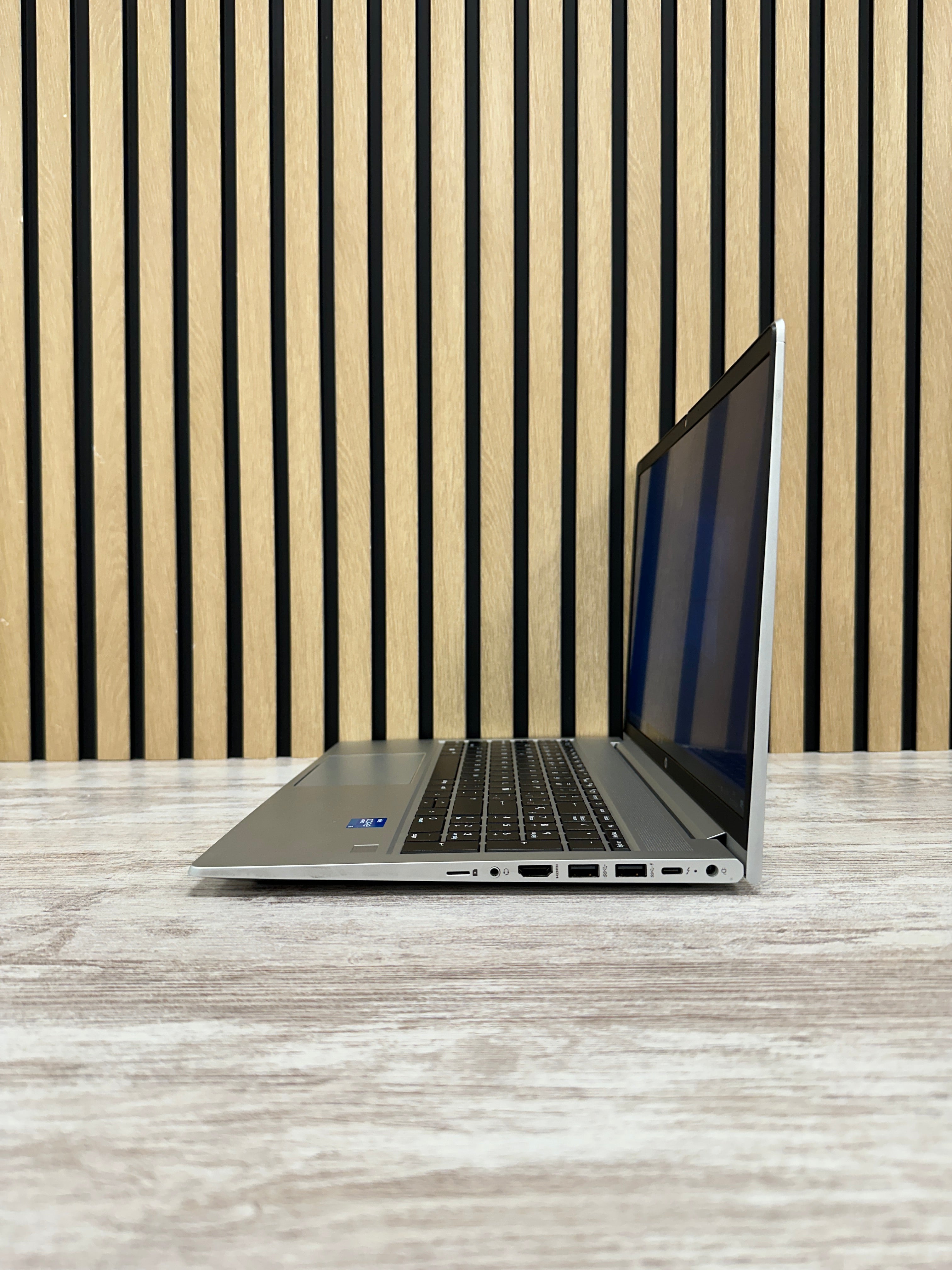 HP ProBook 650 G8 i5 8gb 256gb SSD