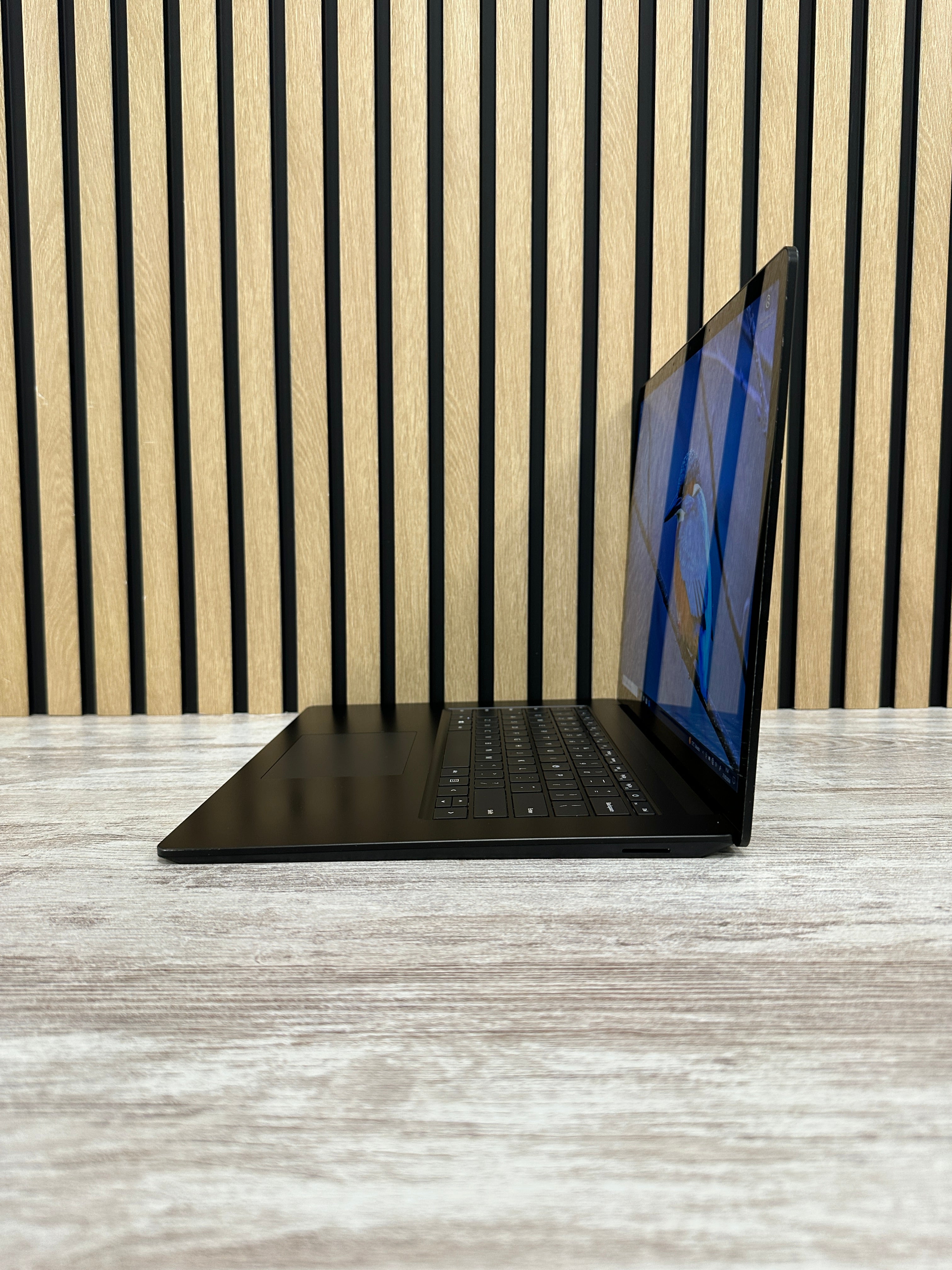 Microsoft Corp Surface Laptop 4 i7 32gb 1tb SSD