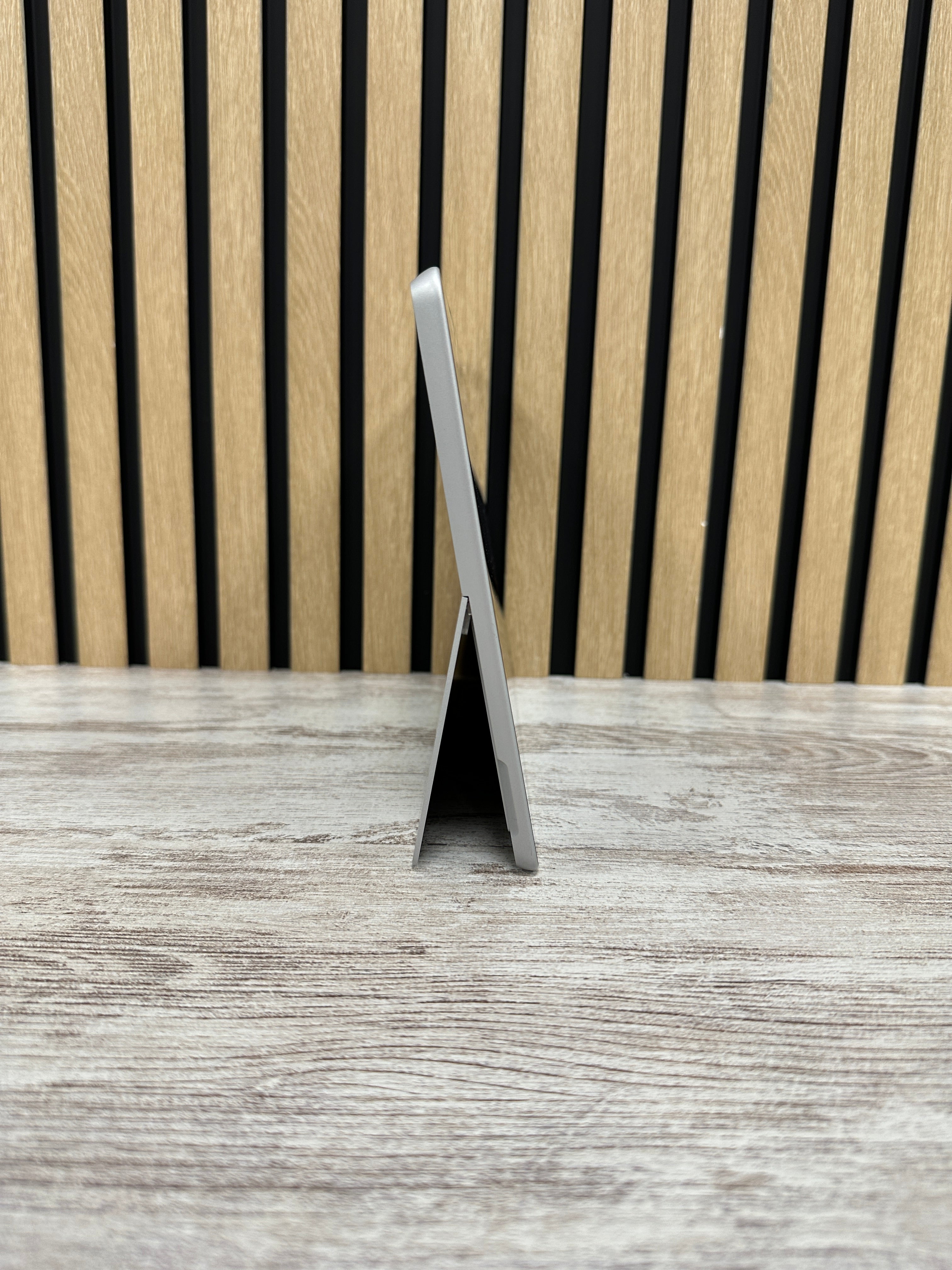 Microsoft Surface GO 2 M3 8gb 128gb SSD - Moyacell