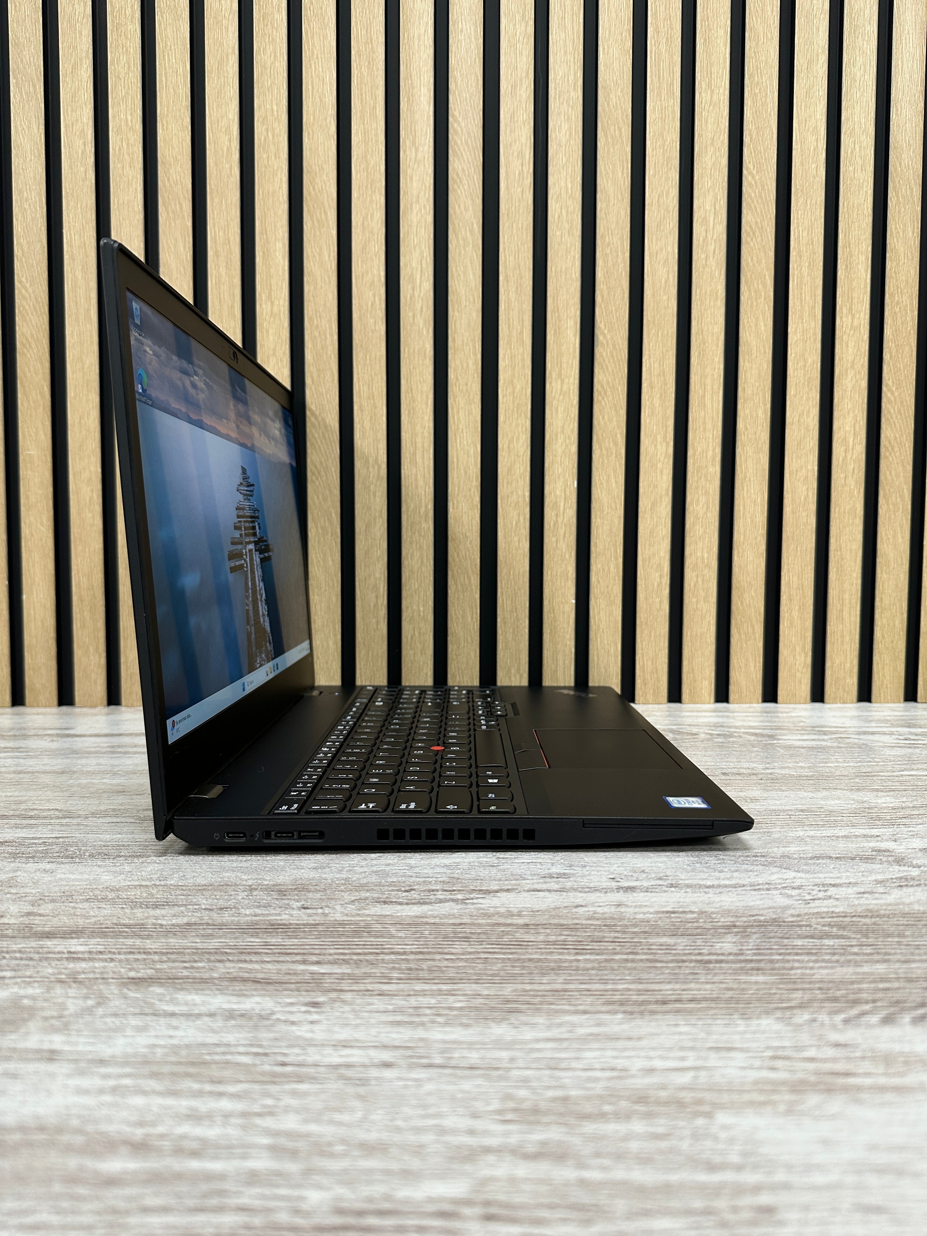 Lenovo Thinkpad T580 i5 8gb 128gb SSD
