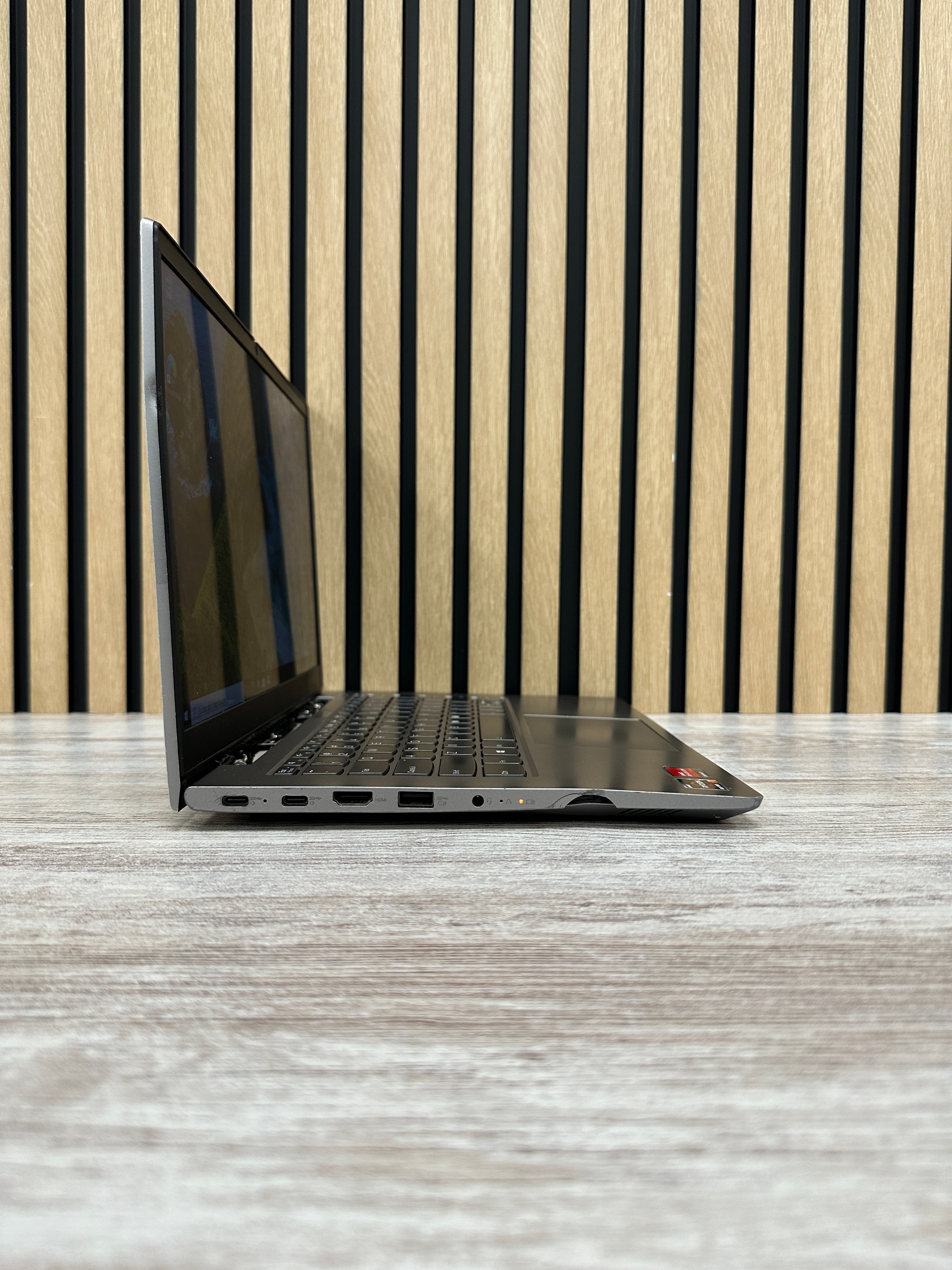 Lenovo ThinkBook 14 G2 TACTIL Ryzen 7 8gb 256gb SSD