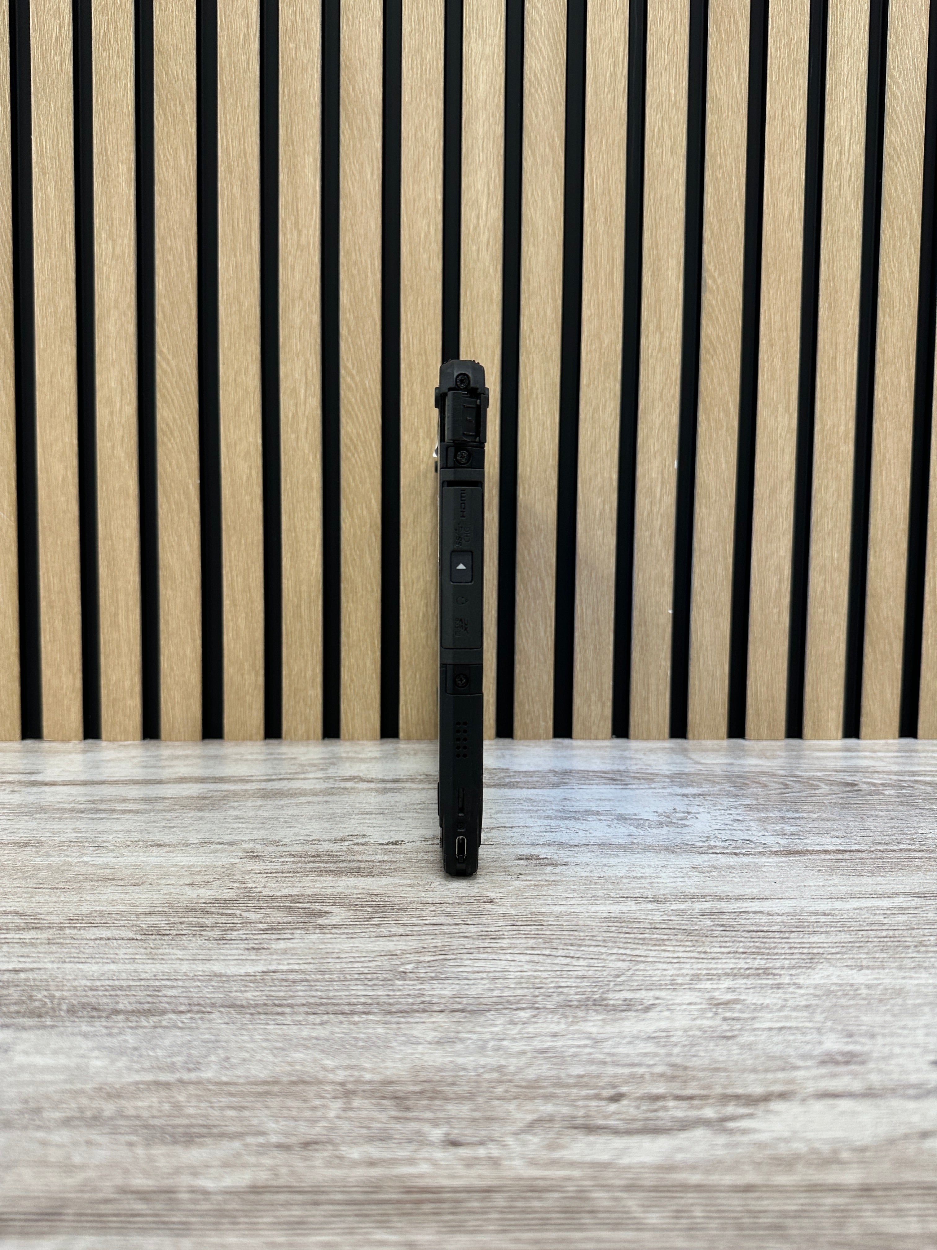 Panasonic ToughBook CF-20 i5 8gb 256gb SSD - Moyacell