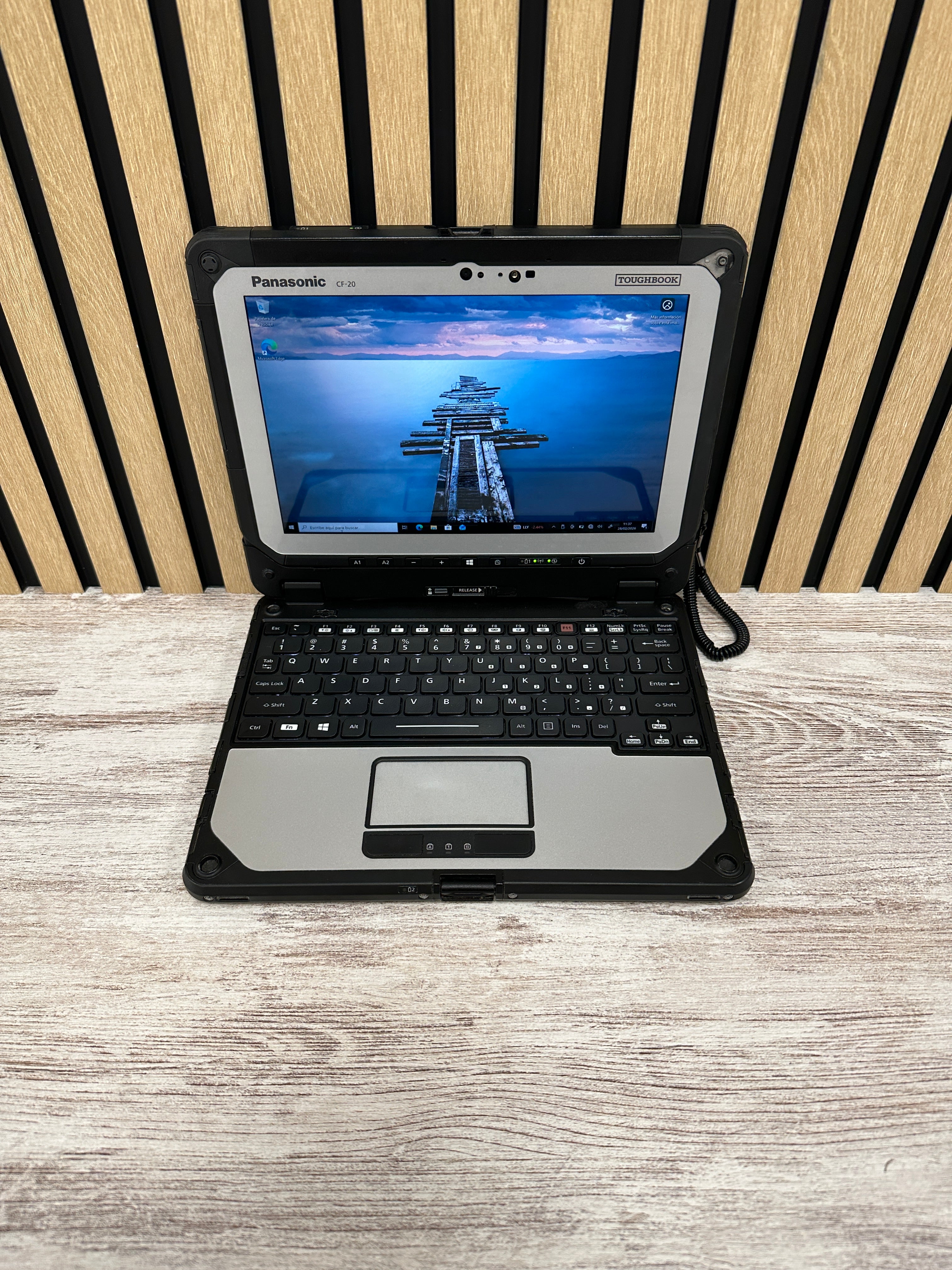 Panasonic ToughBook CF-20 i5 8gb 256gb SSD